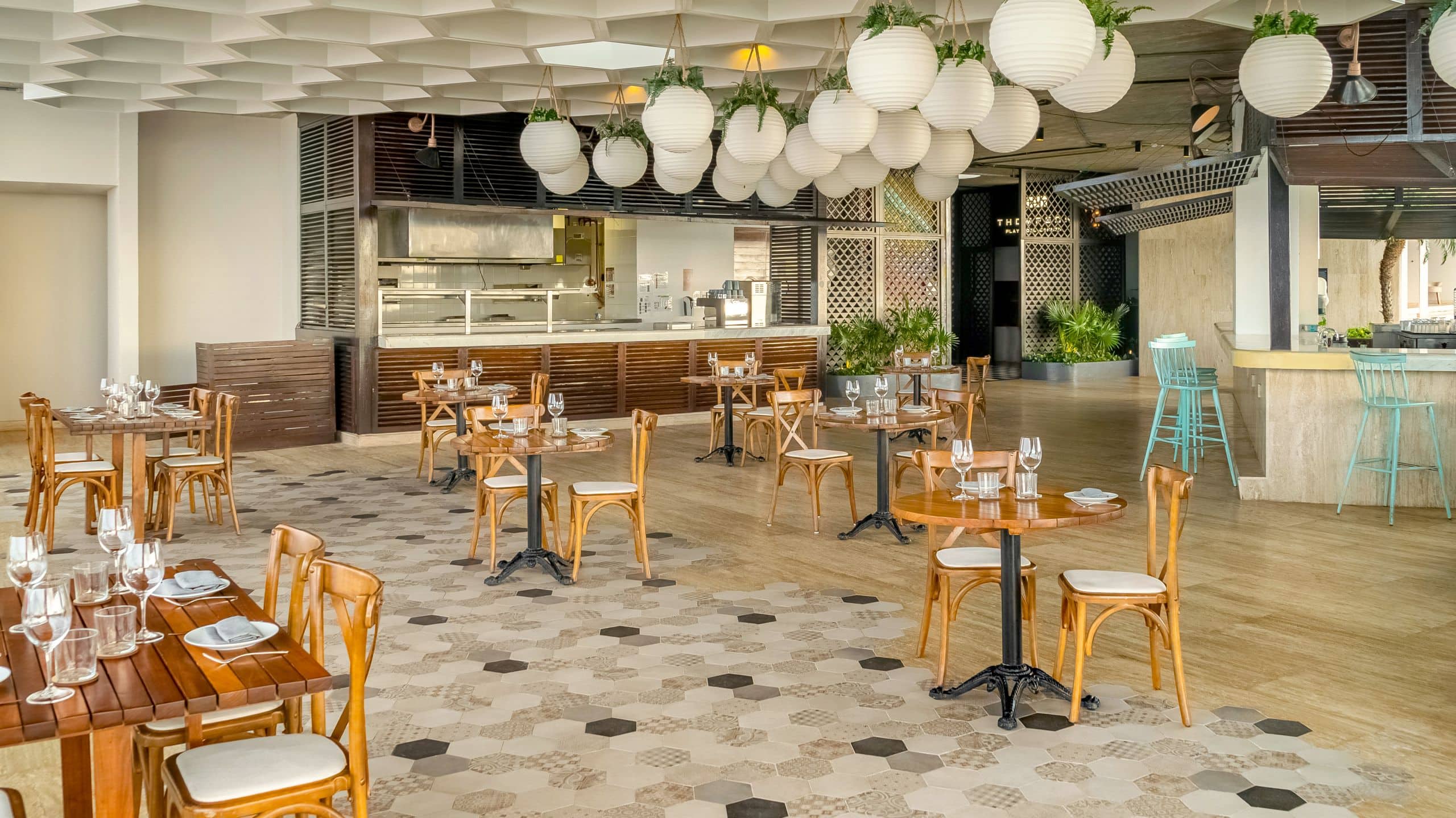 Thompson Playa del Carmen Main House Cinco Indoor Seating