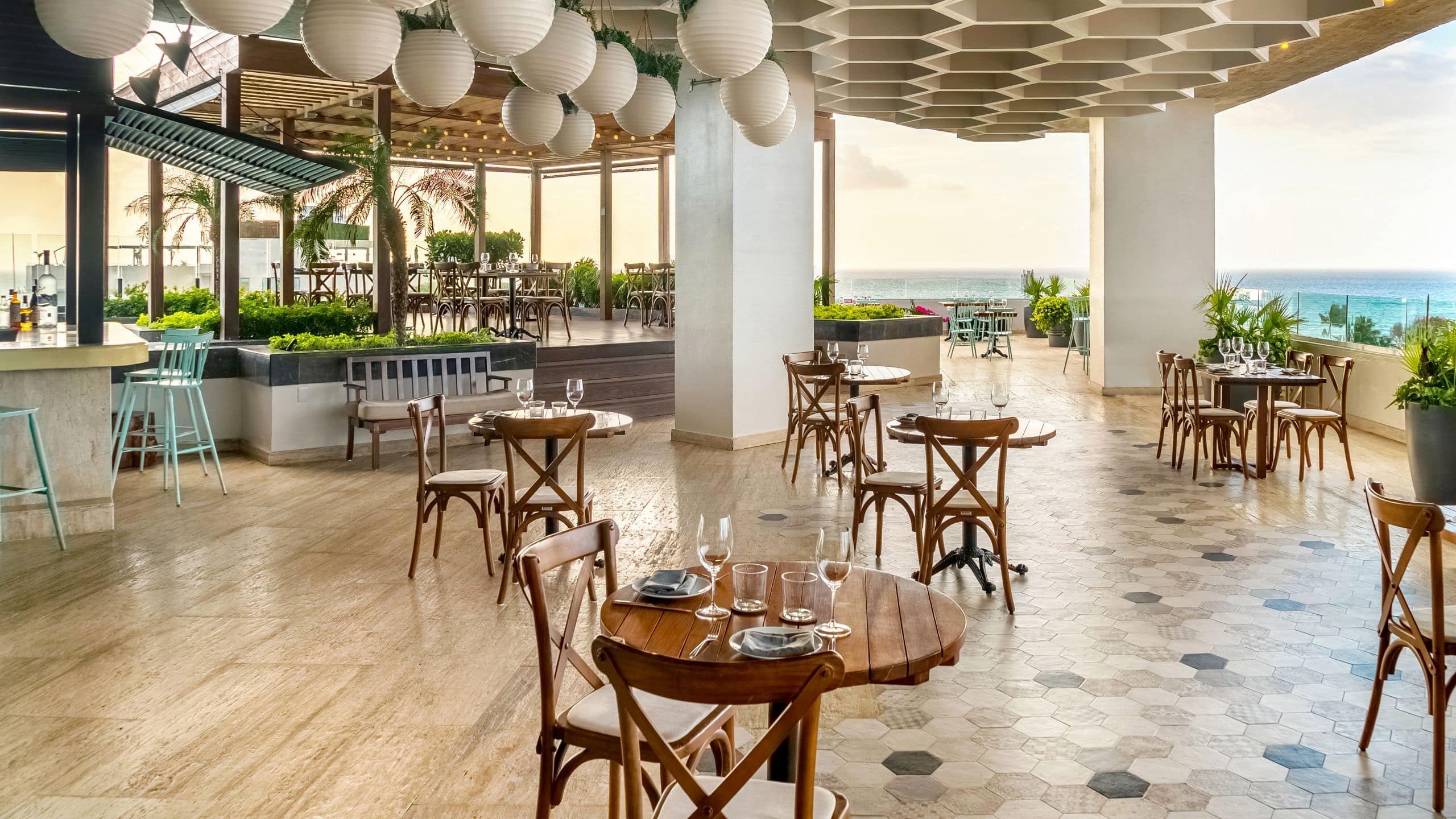 Thompson Playa del Carmen Main House Cinco Full View