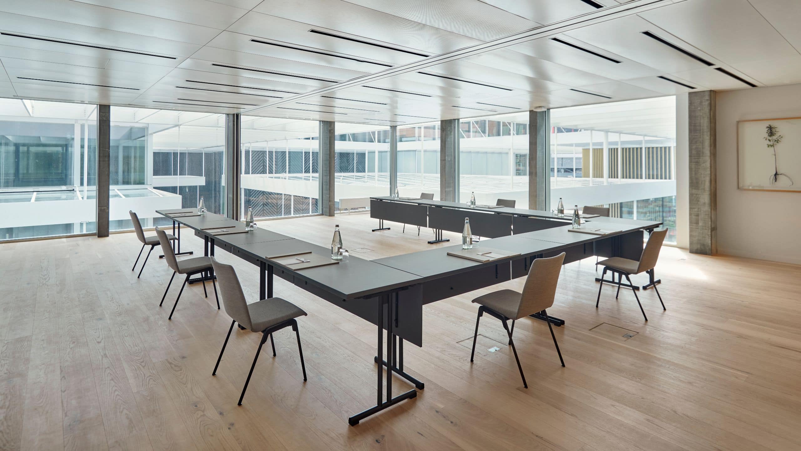 Hyatt Regency Zurich Airport The Circle Meeting Room