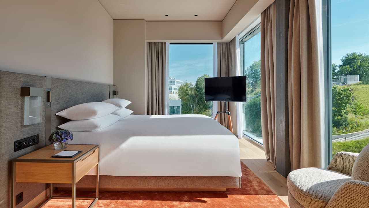 Regency Suite