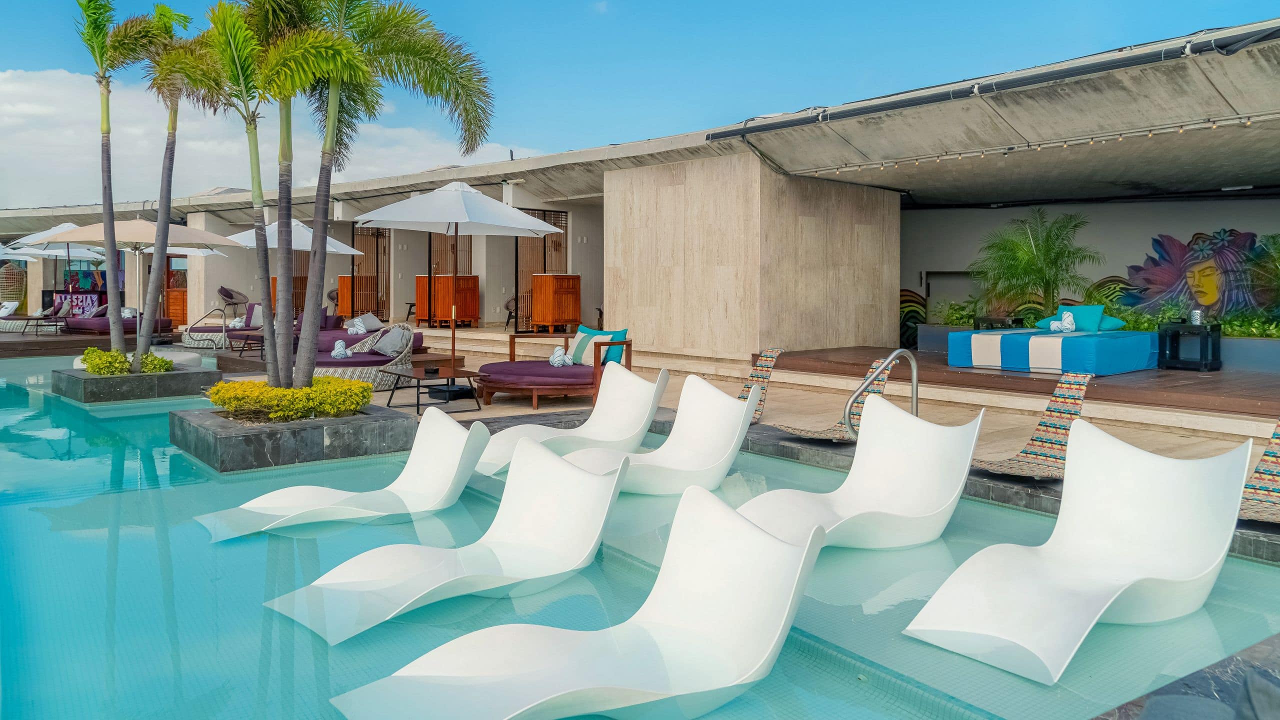 Thompson Playa del Carmen Main House Waterbeds