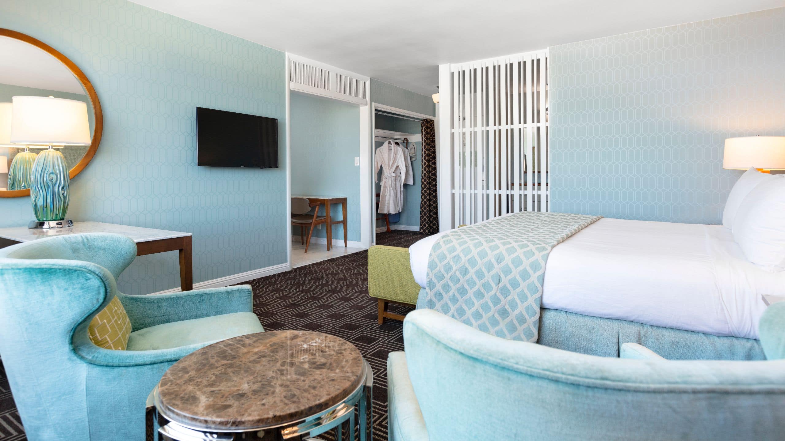 The Laurel Inn King With Kitchenette Room View