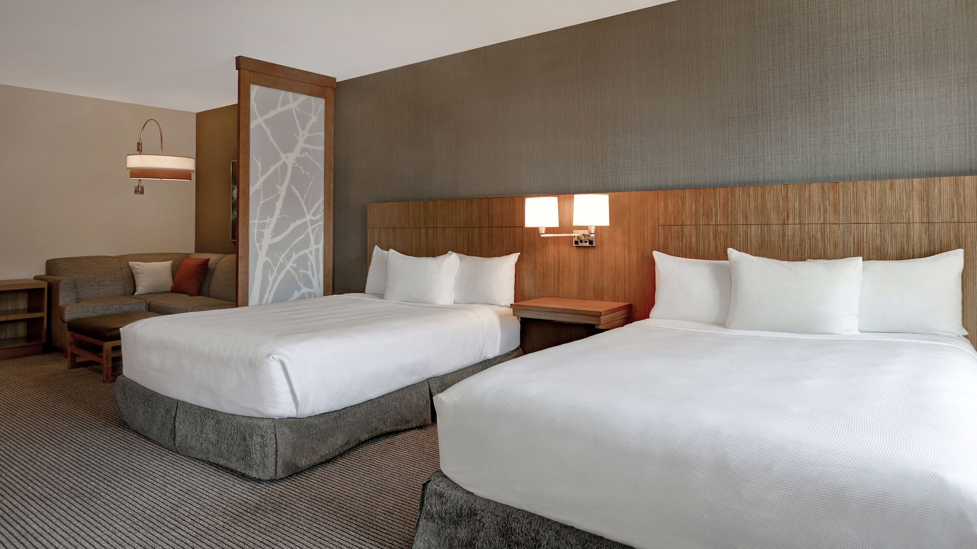 Hyatt Place Bloomington/Normal Two Queen Guestroom