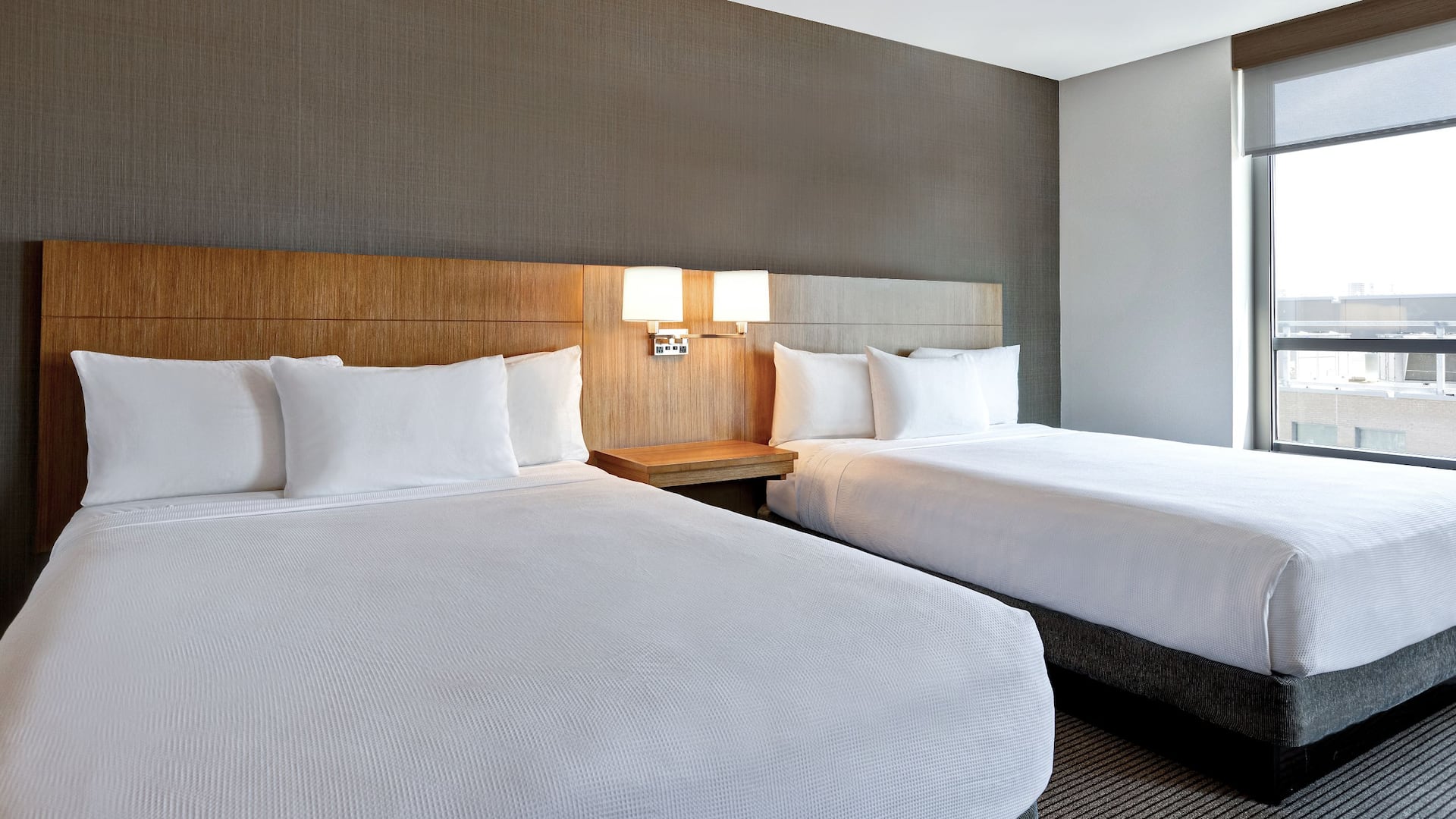 第 3，共 5 Hyatt Place Bloomington/Normal Two Queen Guestroom