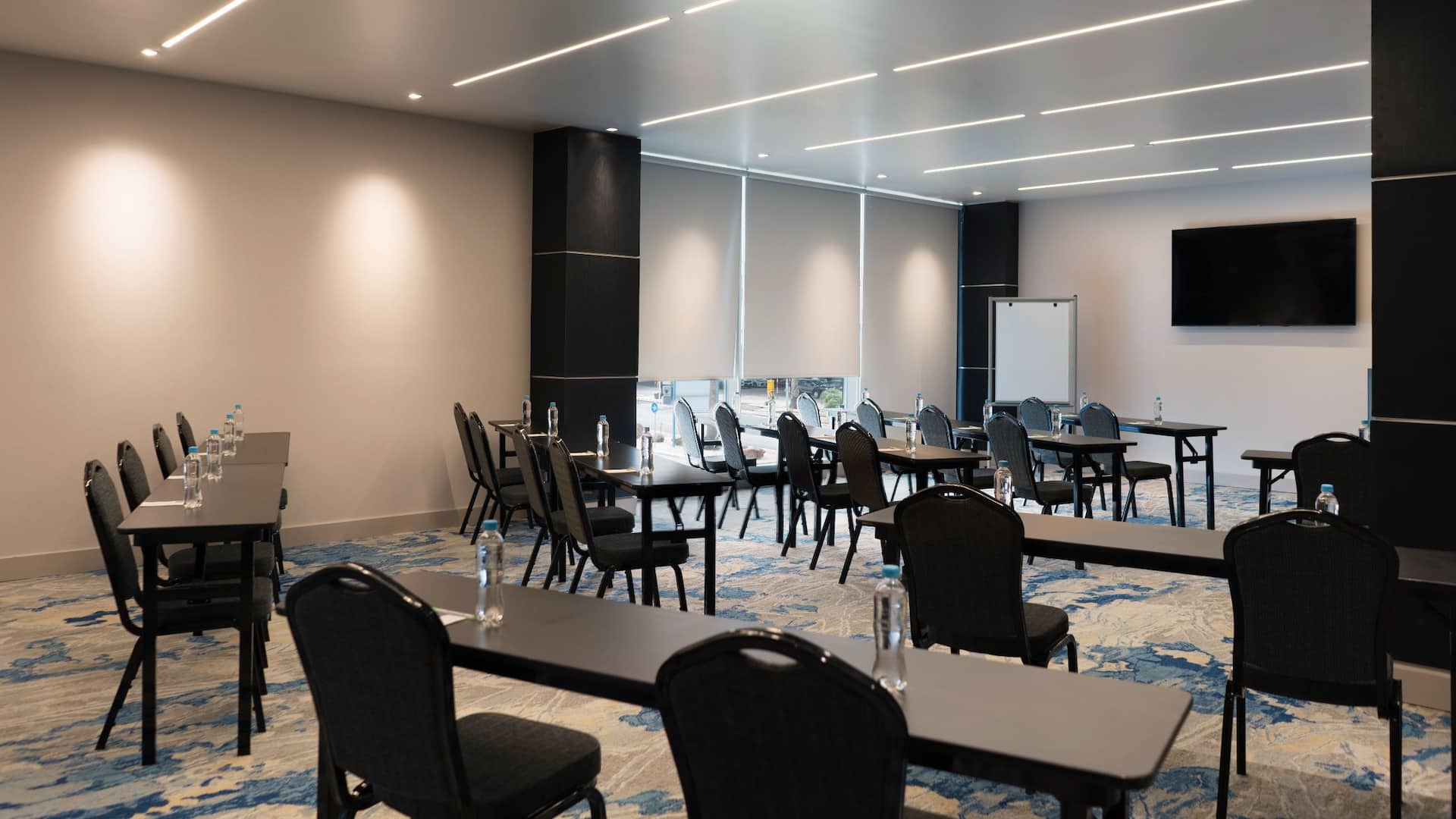Hyatt Place Aruba Airport El Faro Saloon Meeting Setup
