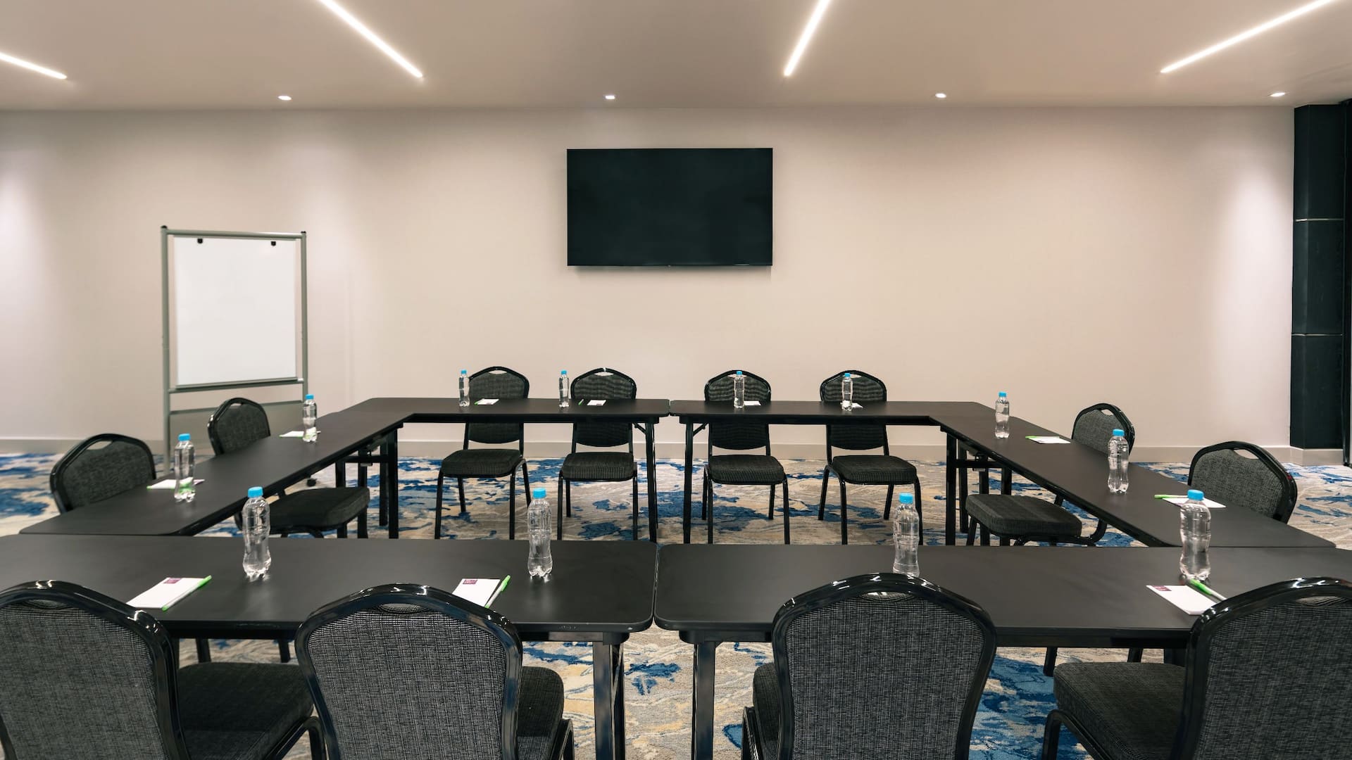 Hyatt Place Aruba Airport Pelican Saloon Meeting Setup