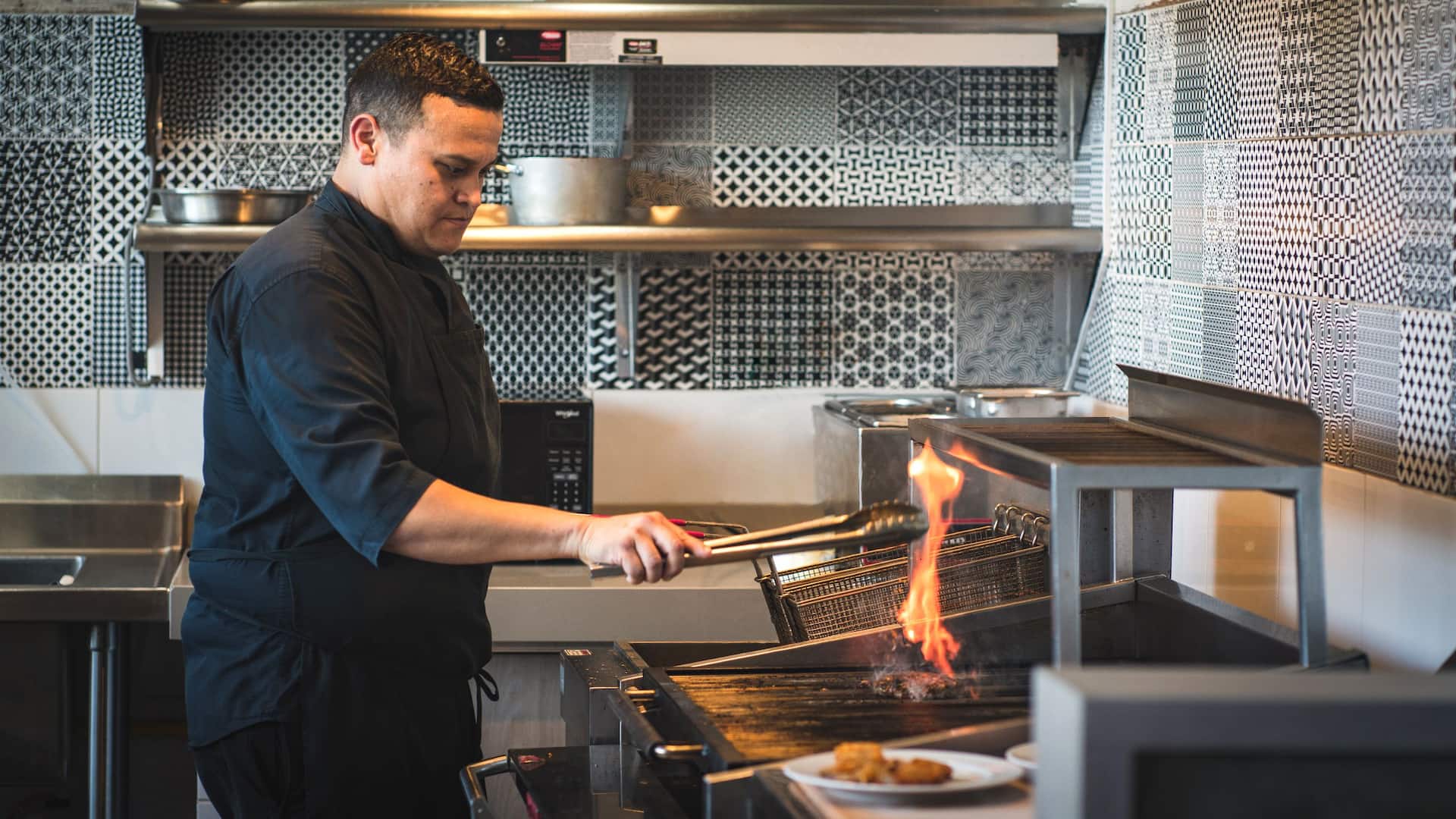 Hyatt Place Aruba Airport The Grill At The Rooftop Chef Cooking