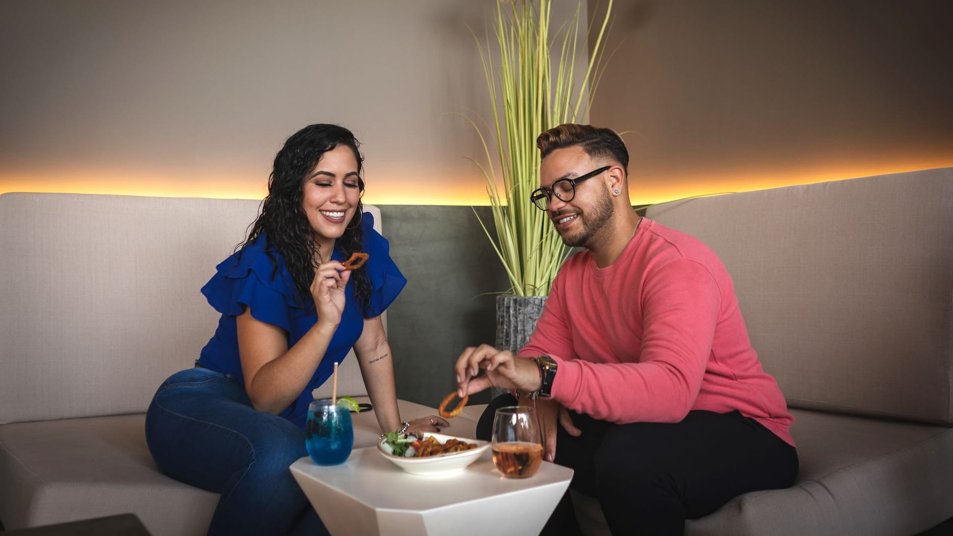 Hyatt Place Aruba Airport Lounge Couple