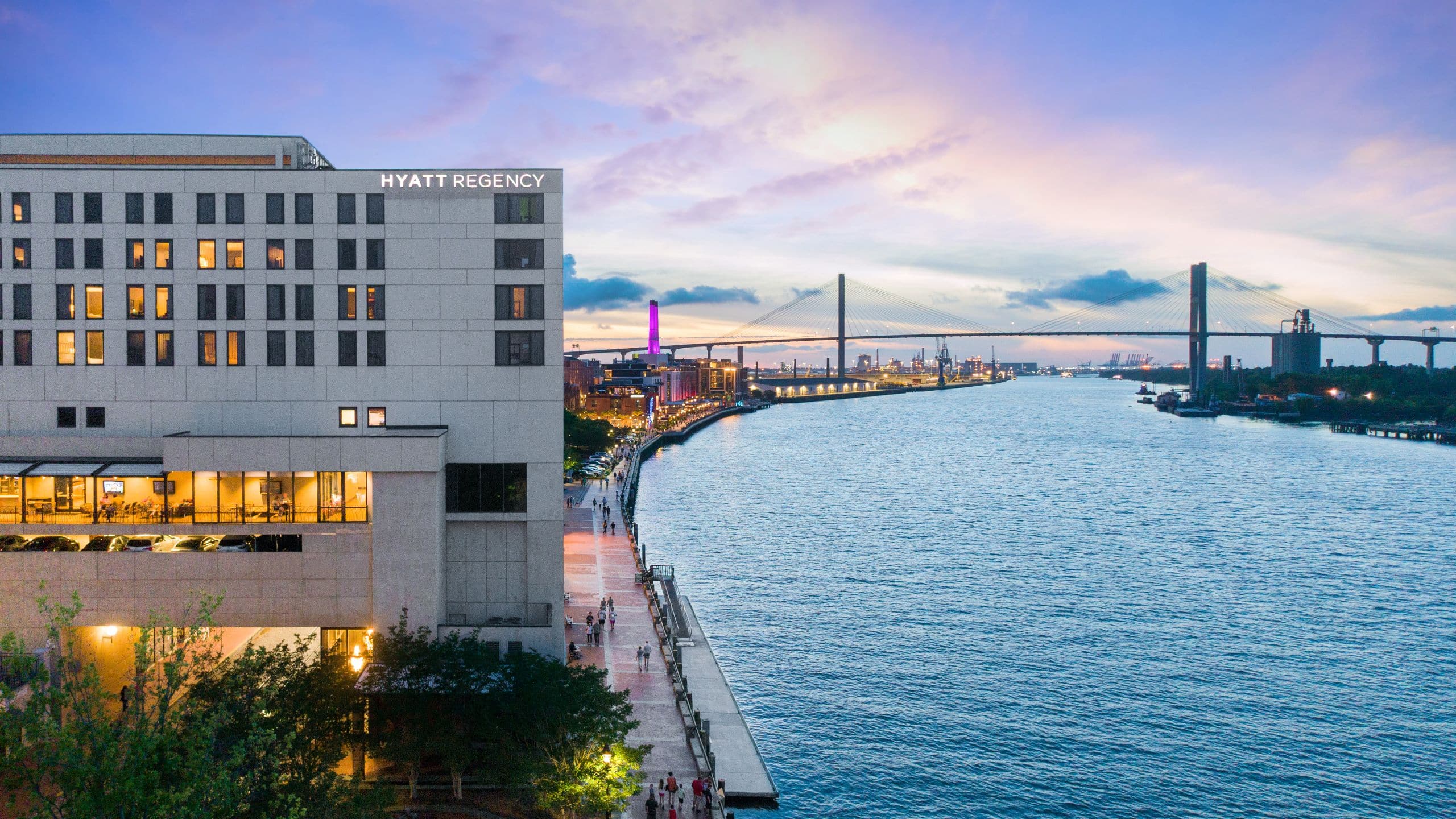 Hyatt Regency Savannah Exterior Aerial Bridge View