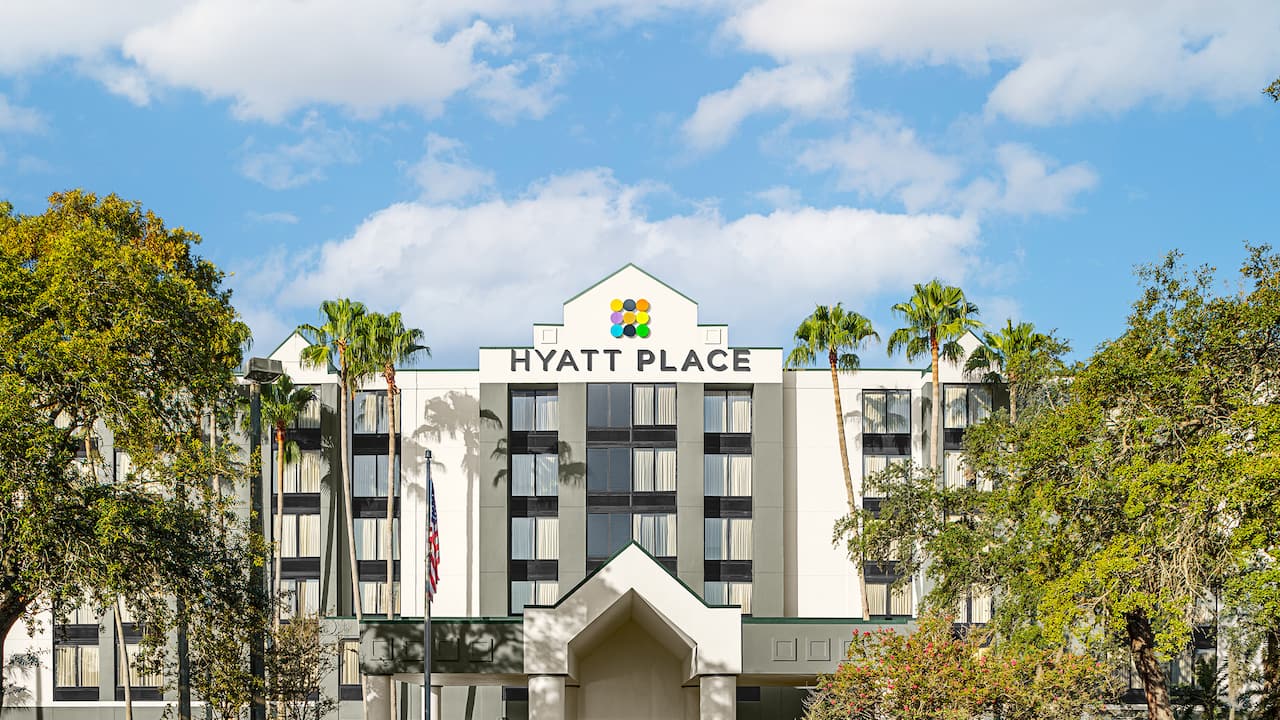Hotel near Busch Gardens exterior image at Hyatt Place Tampa / Busch Gardens 