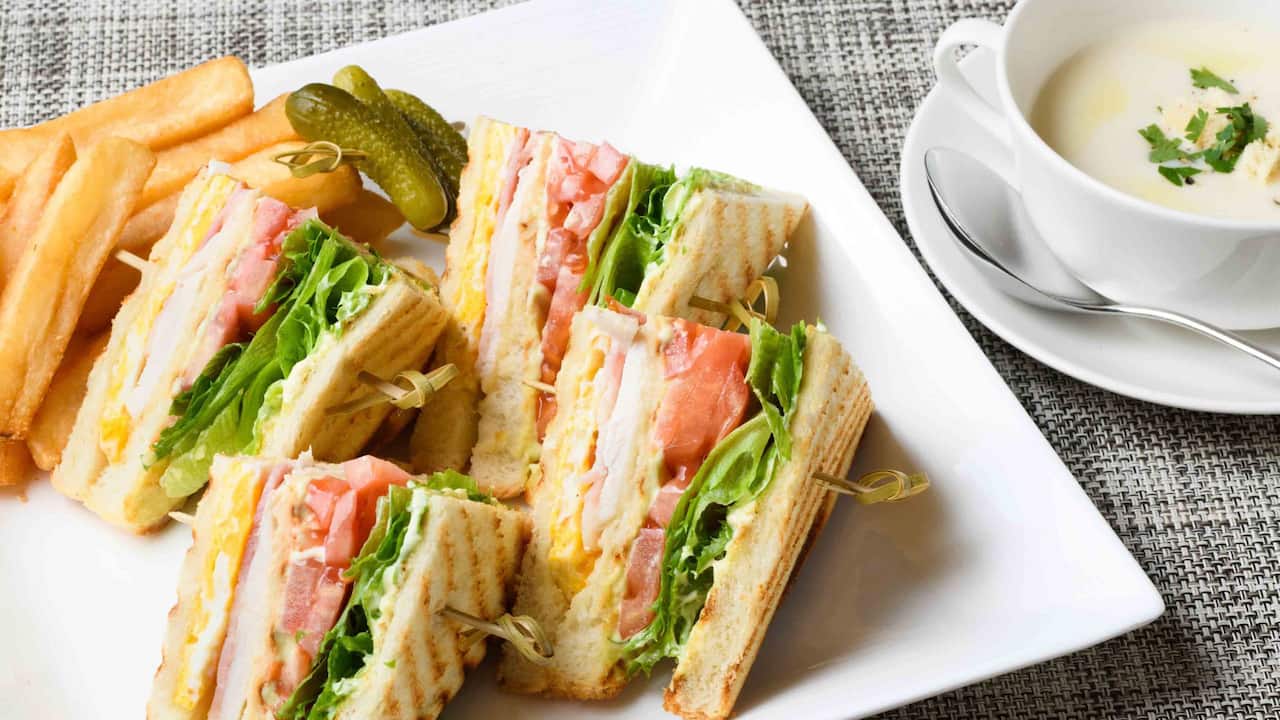 Hyatt Regency Hakone Resort & Spa| Dining Room Clubhouse sandwich