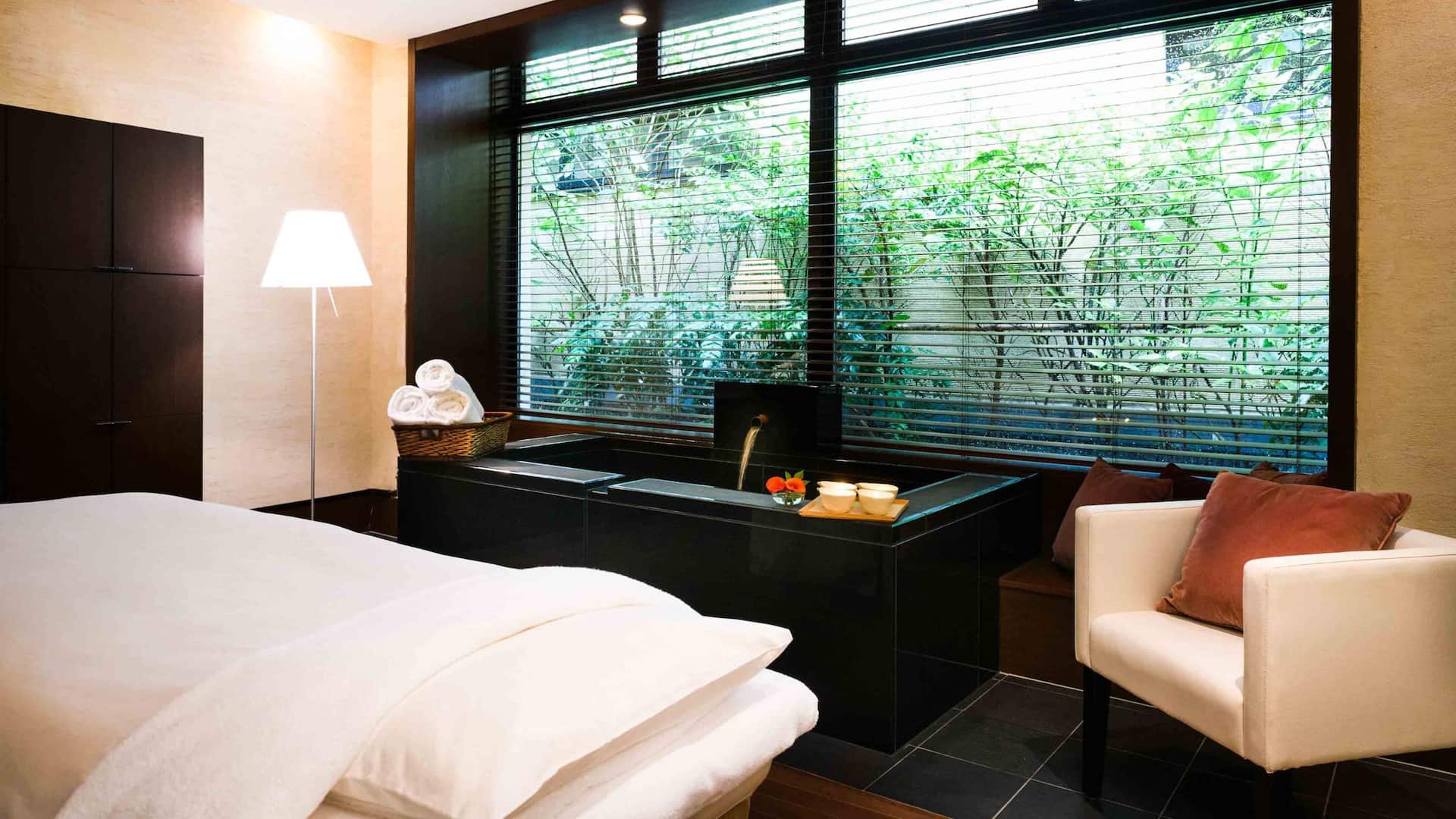 Hyatt Regency Hakone Resort and Spa Spa Izumi Treatment Room