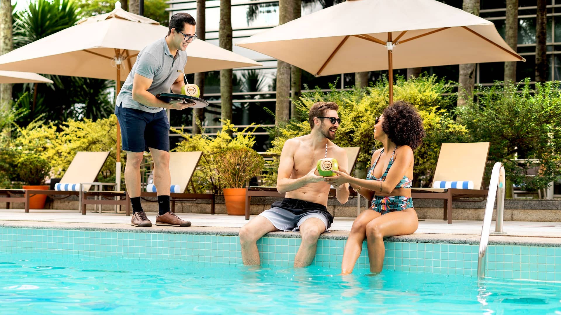 Grand Hyatt São Paulo Lifestyle Pool Coconut Water Couple