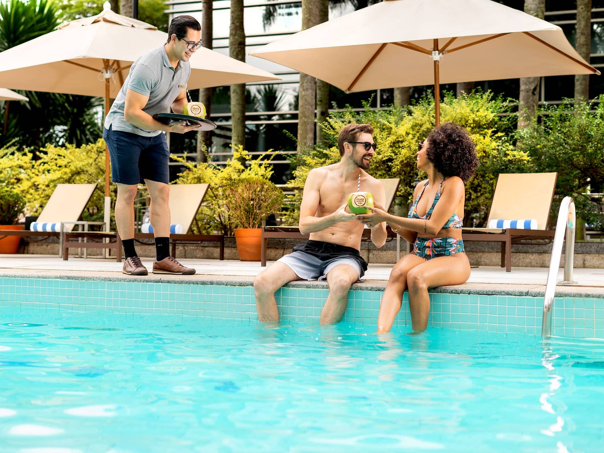 Grand Hyatt São Paulo Lifestyle Pool Coconut Water Couple