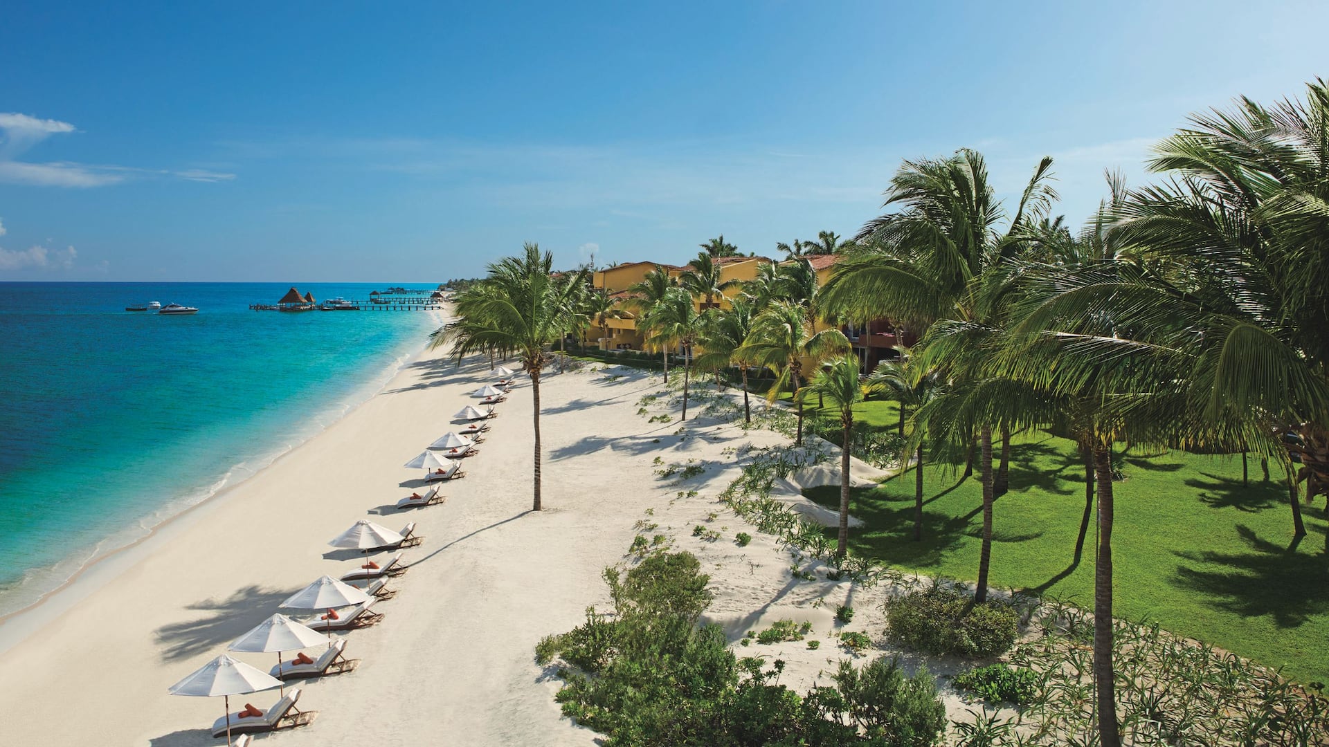 Zoetry Paraiso de la Bonita resort beach