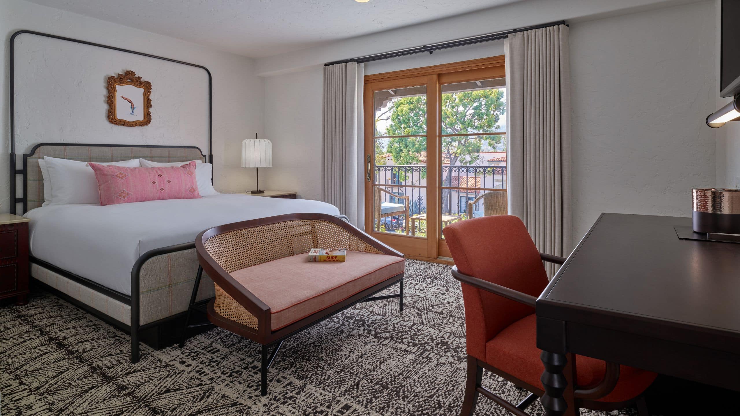 Mar Monte Hotel King Bed Balcony Desk