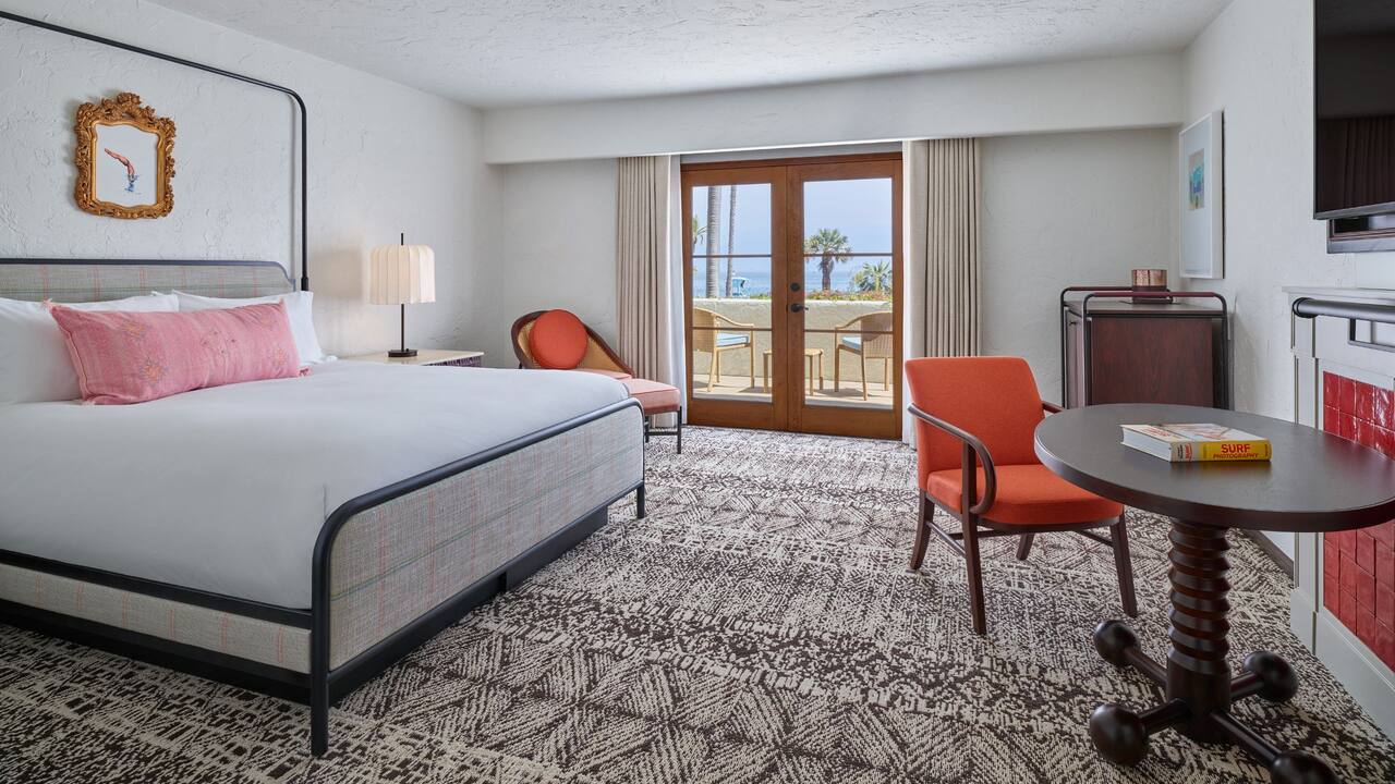 King Bed Ocean View