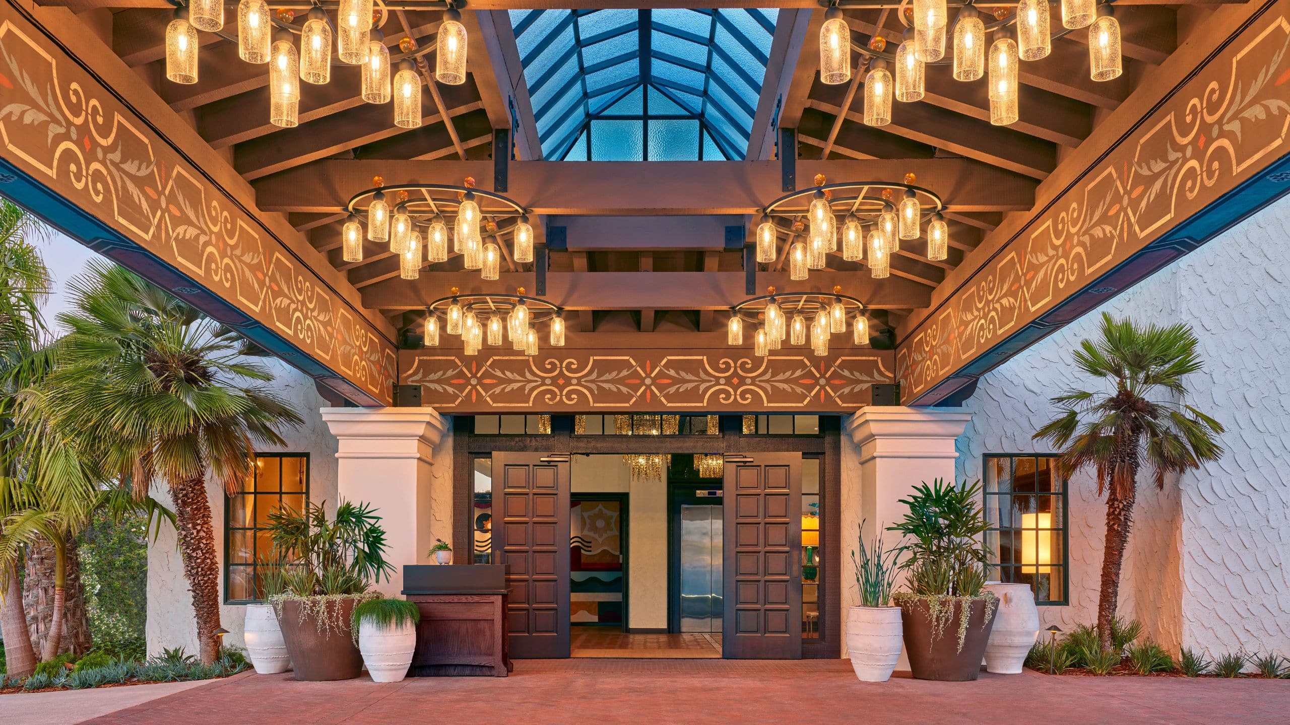 Mar Monte Hotel Entry