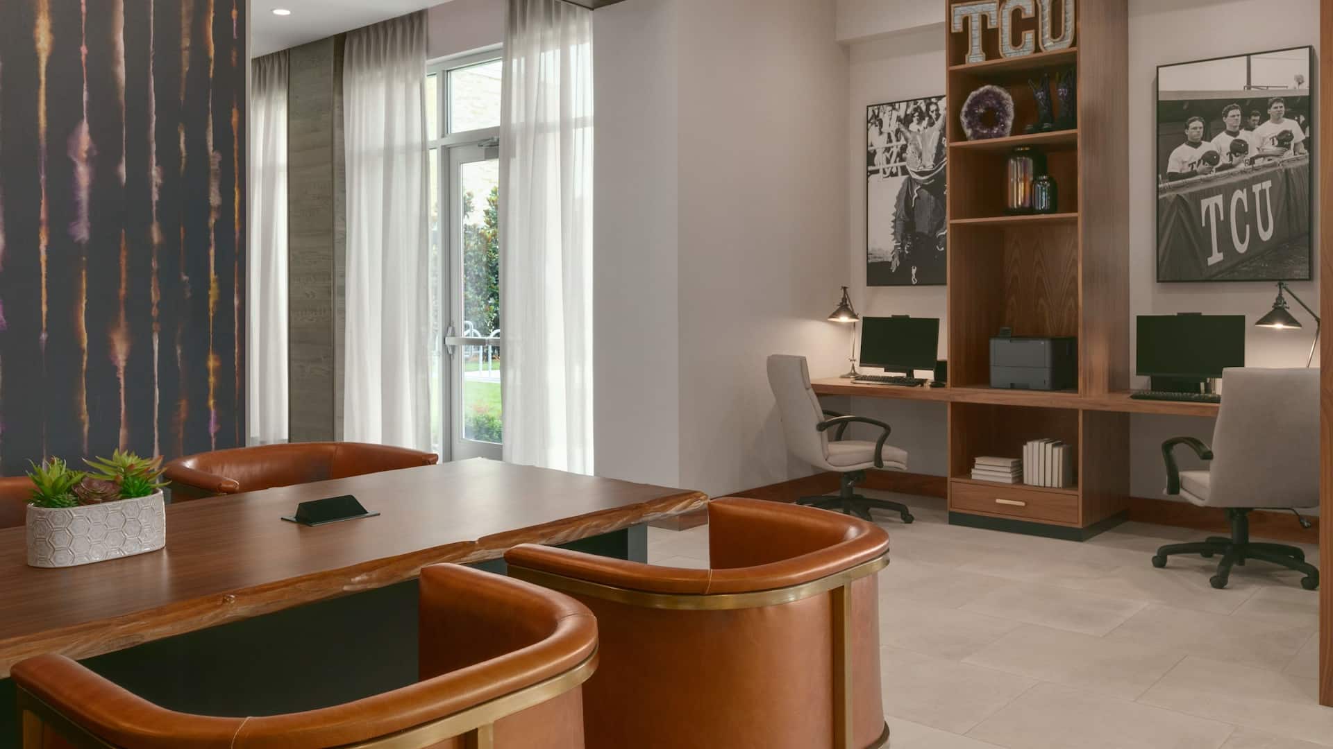 Hyatt Place Fort Worth / TCU Business Center Shared Computers