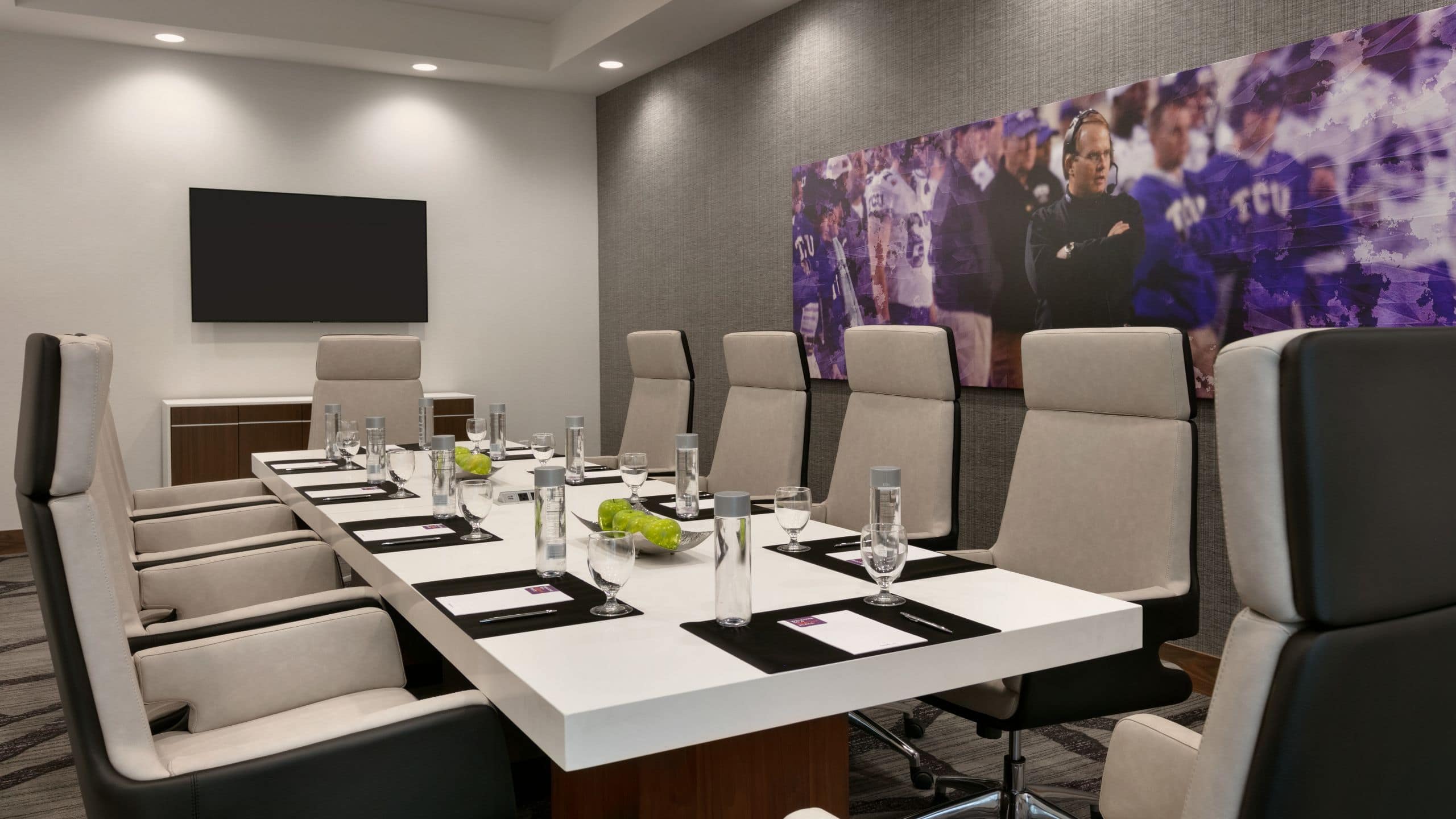 Hyatt Place Fort Worth / TCU Boardroom