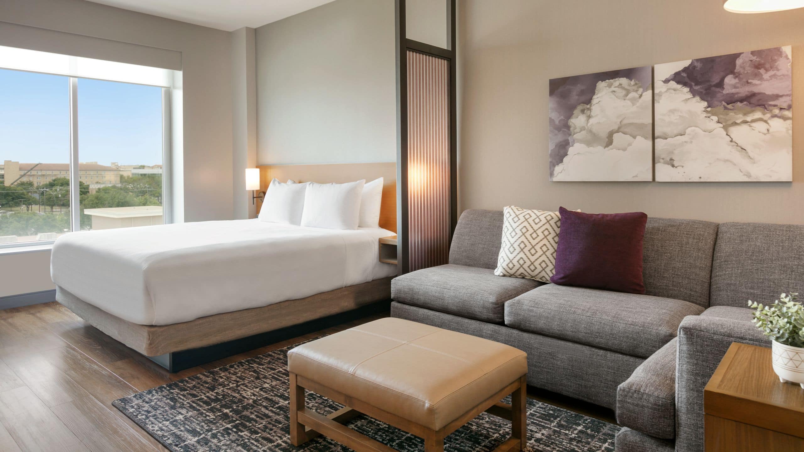 Hotel Rooms in Fort Worth at TCU | Hyatt Place Fort Worth / TCU
