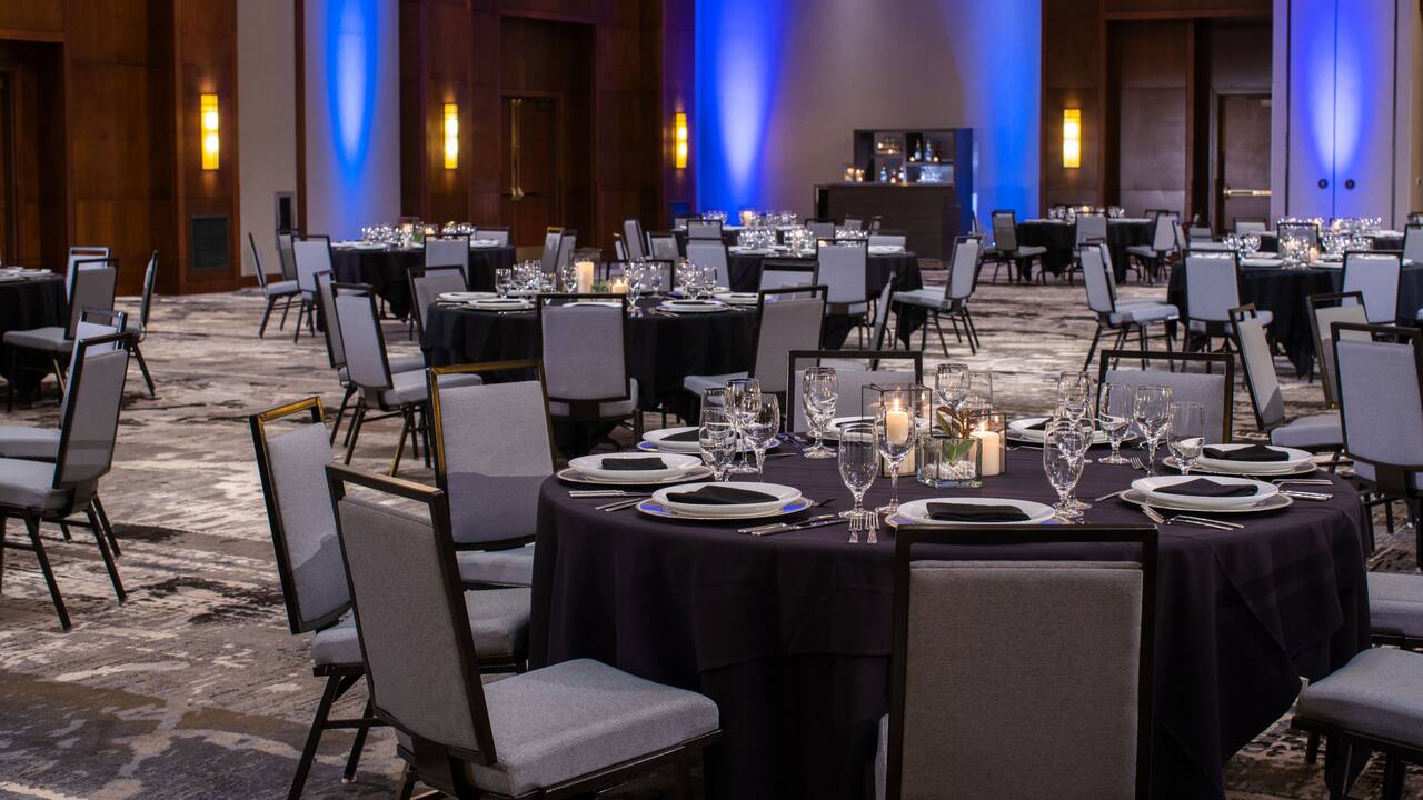 Oakdale Standard Social Dinner Setup