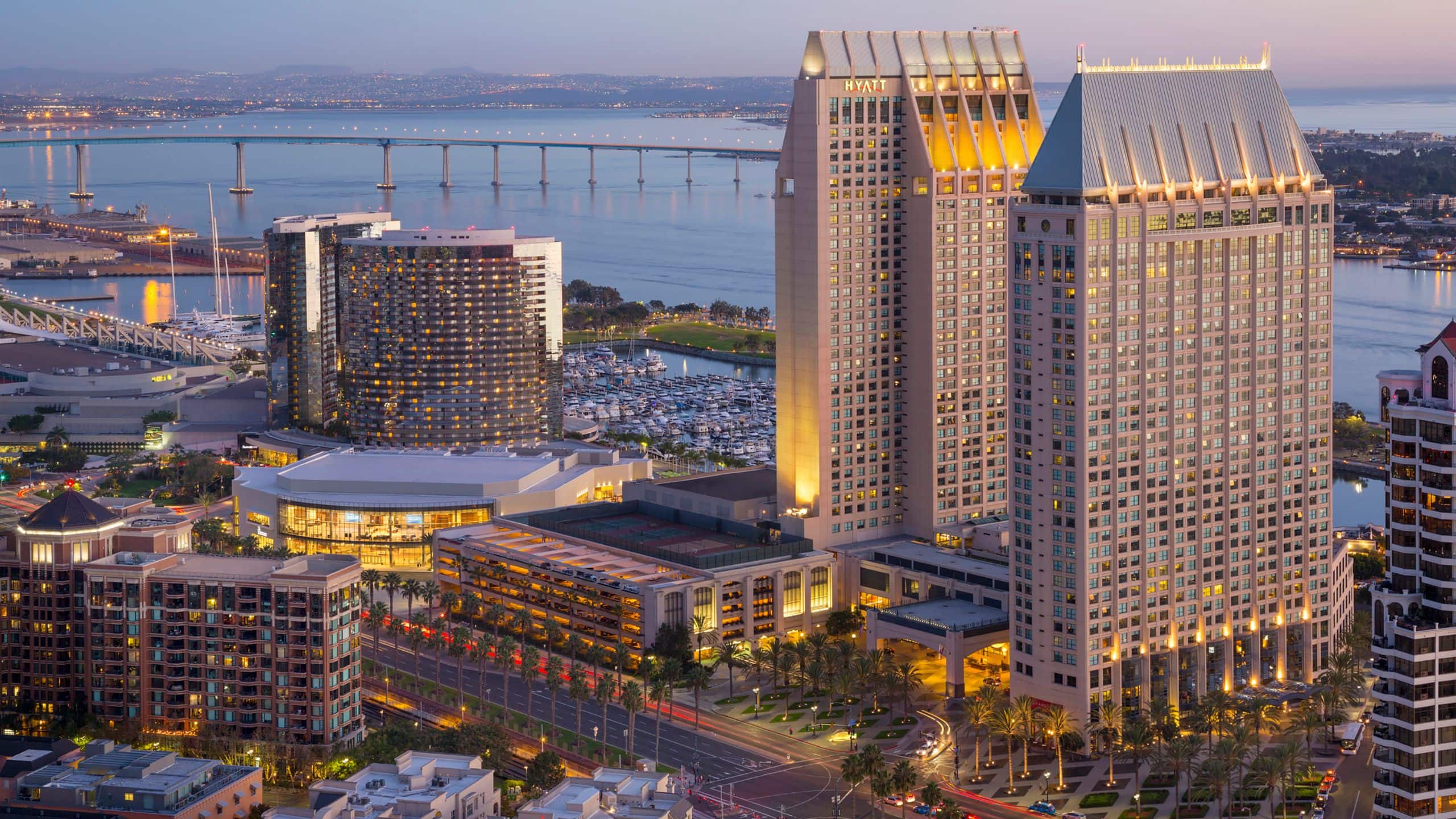 Manchester Grand Hyatt San Diego Exterior Skyline
