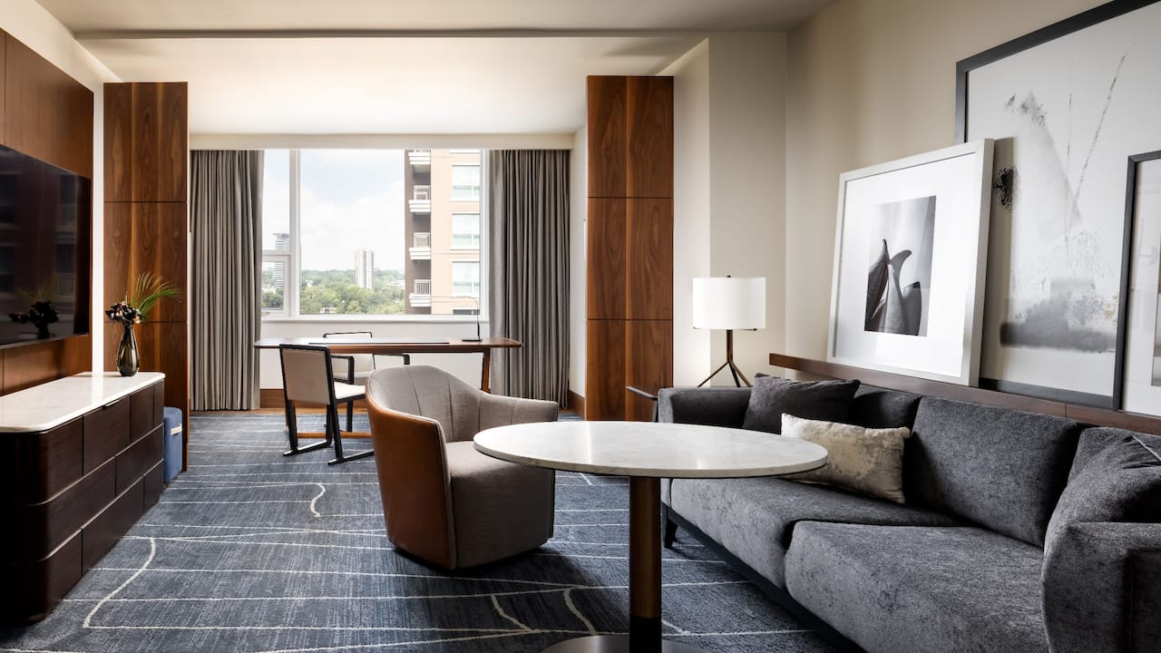 Corner of a deluxe luxury suite in Park Hyatt Toronto