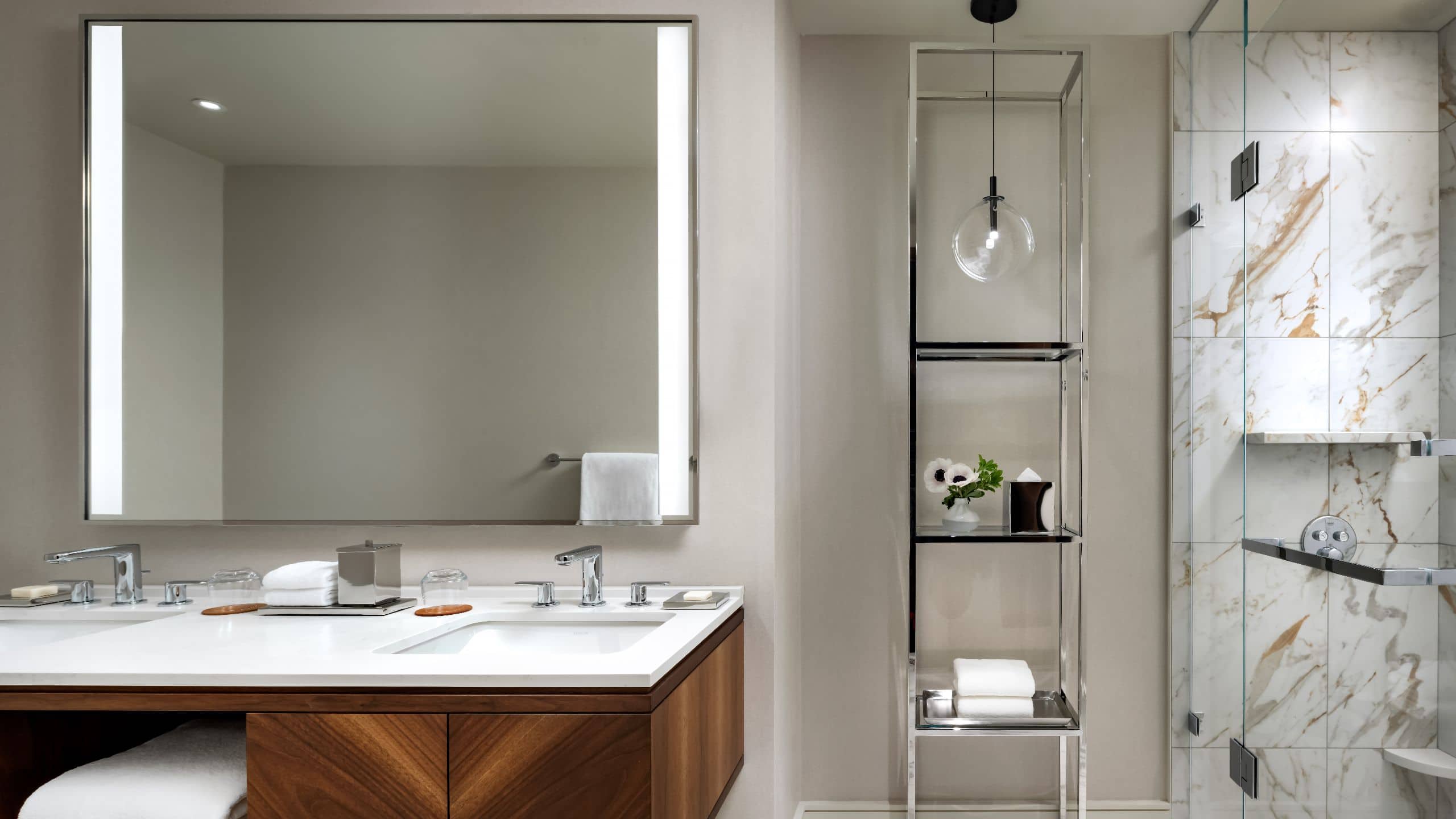 4 de 5 Park Hyatt Toronto One Bedroom Suite Bathroom