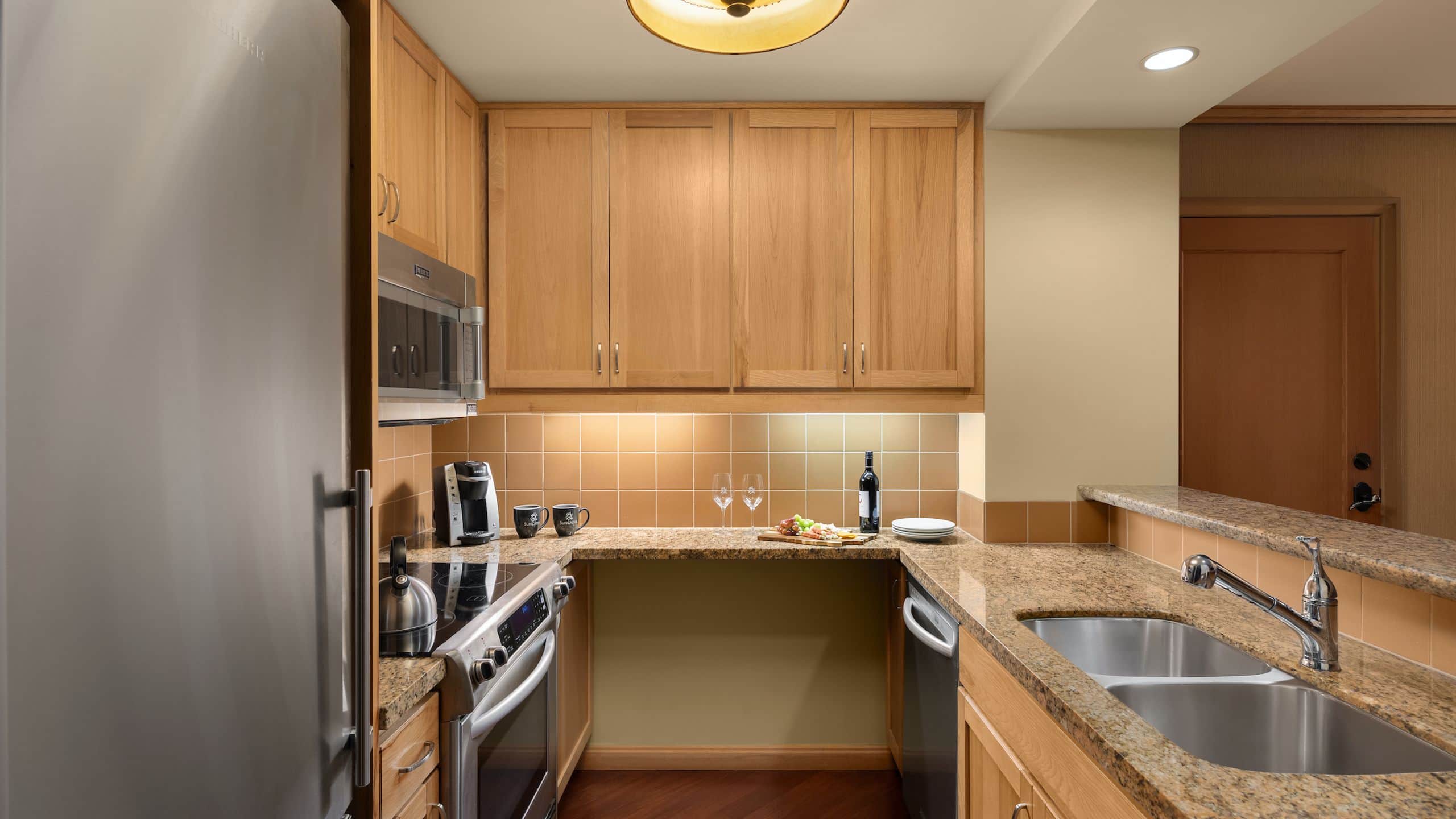 3 of 5 Suncadia Resort Lodge One Bedroom Kitchen