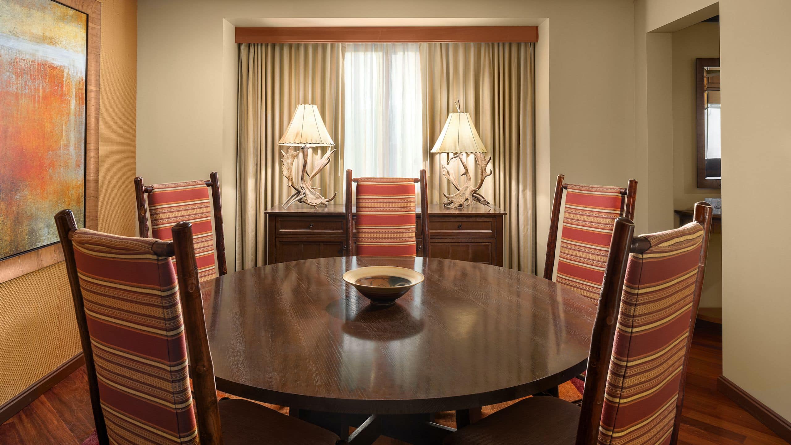 3 of 8 Suncadia Resort Lodge Three Bedroom Dining Room