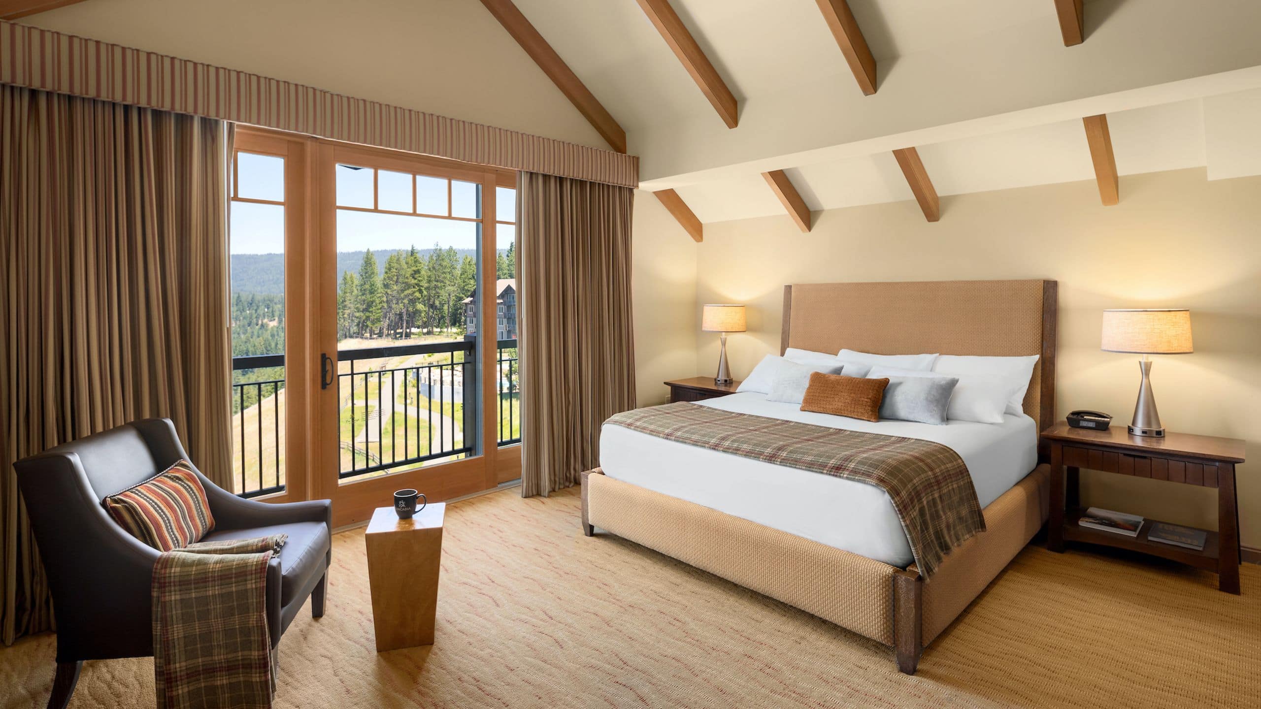 Suncadia Resort Lodge King Studio