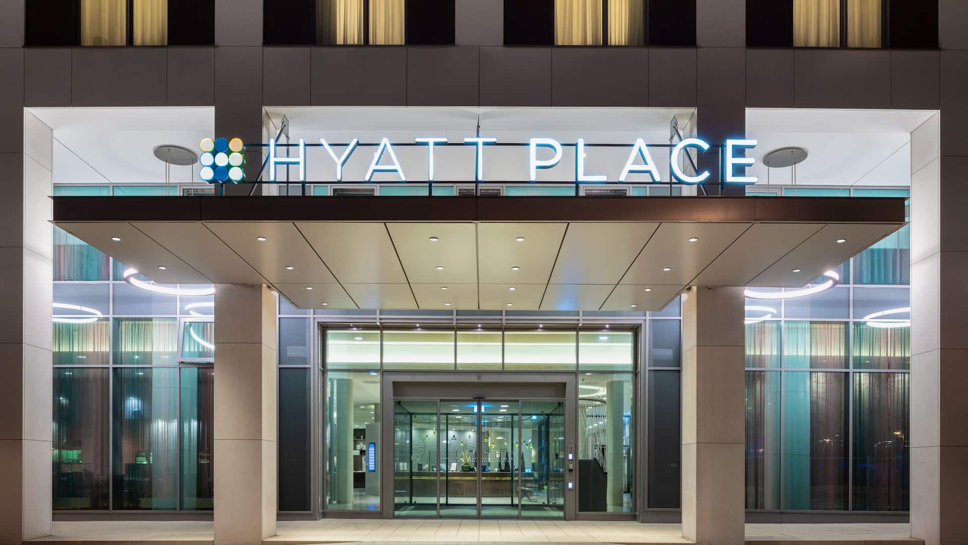 Hyatt Place Frankfurt Airport Hotel Entrance Nighttime