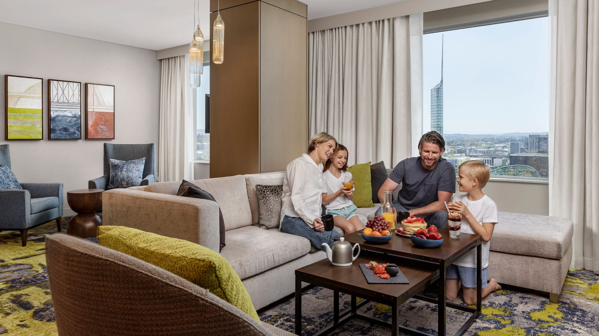 Hyatt Regency Portland at the Oregon Convention Center Presidential Suite Family