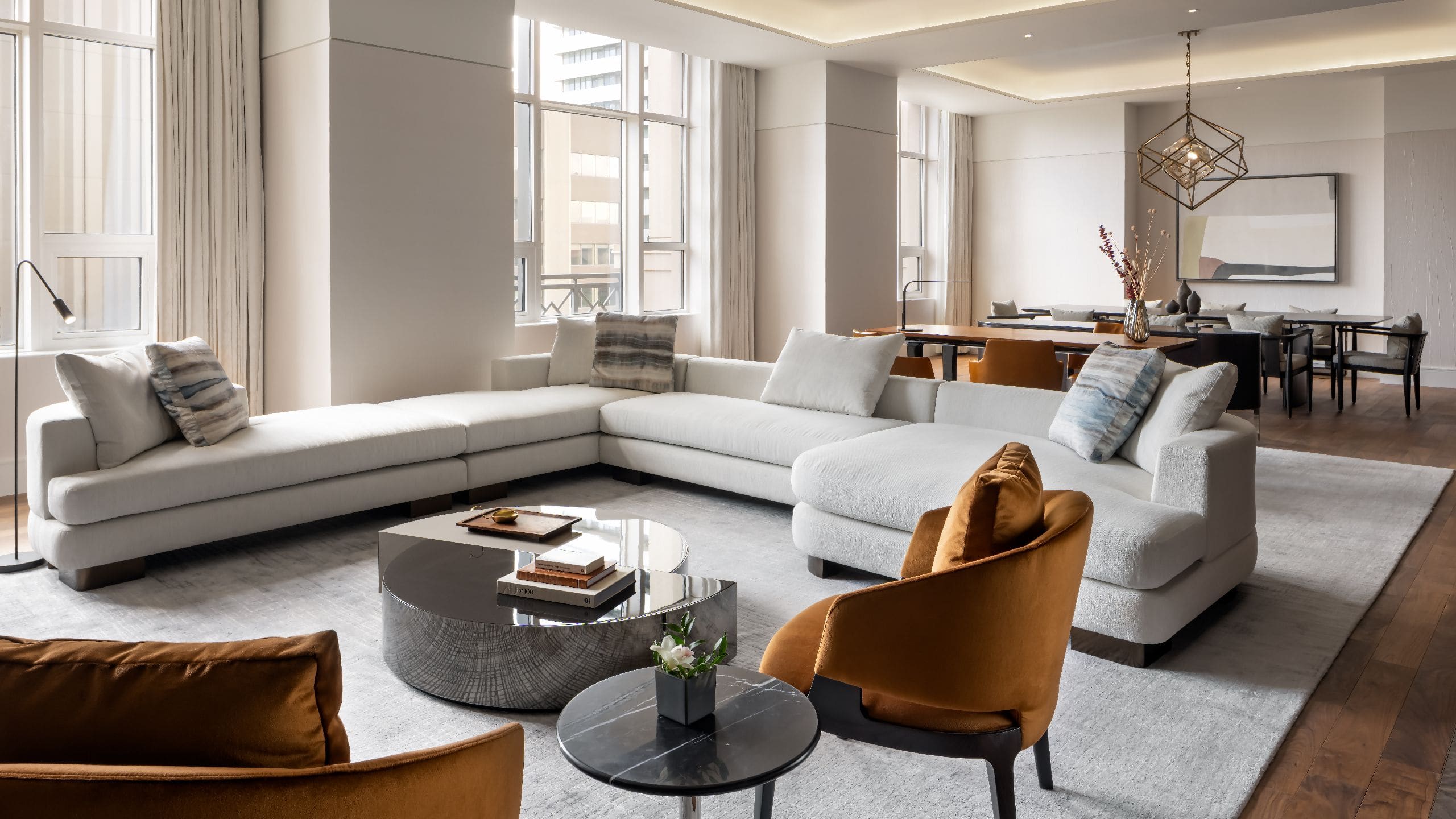 3 de 6 Park Hyatt Toronto Presidential Suite Living Room