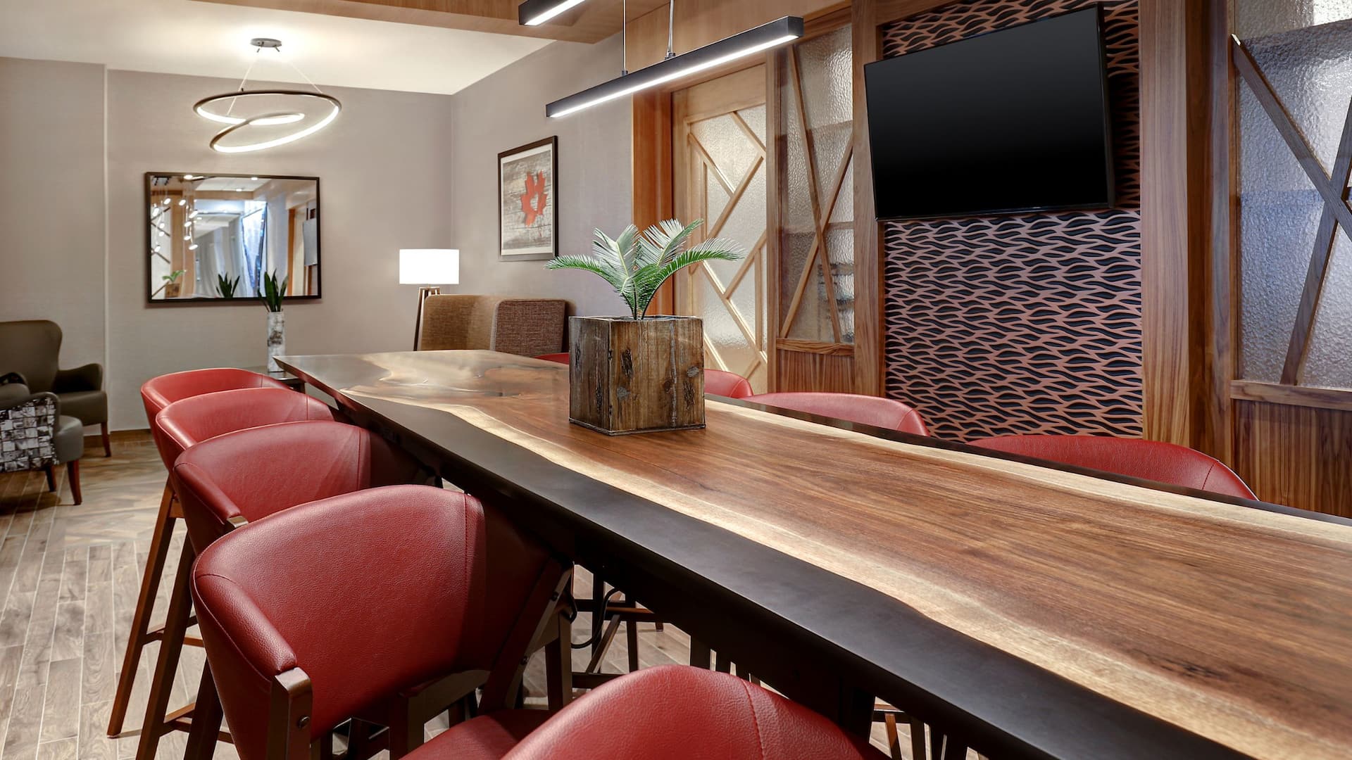 Hyatt Place Ottawa - West Bar Lounge Seating