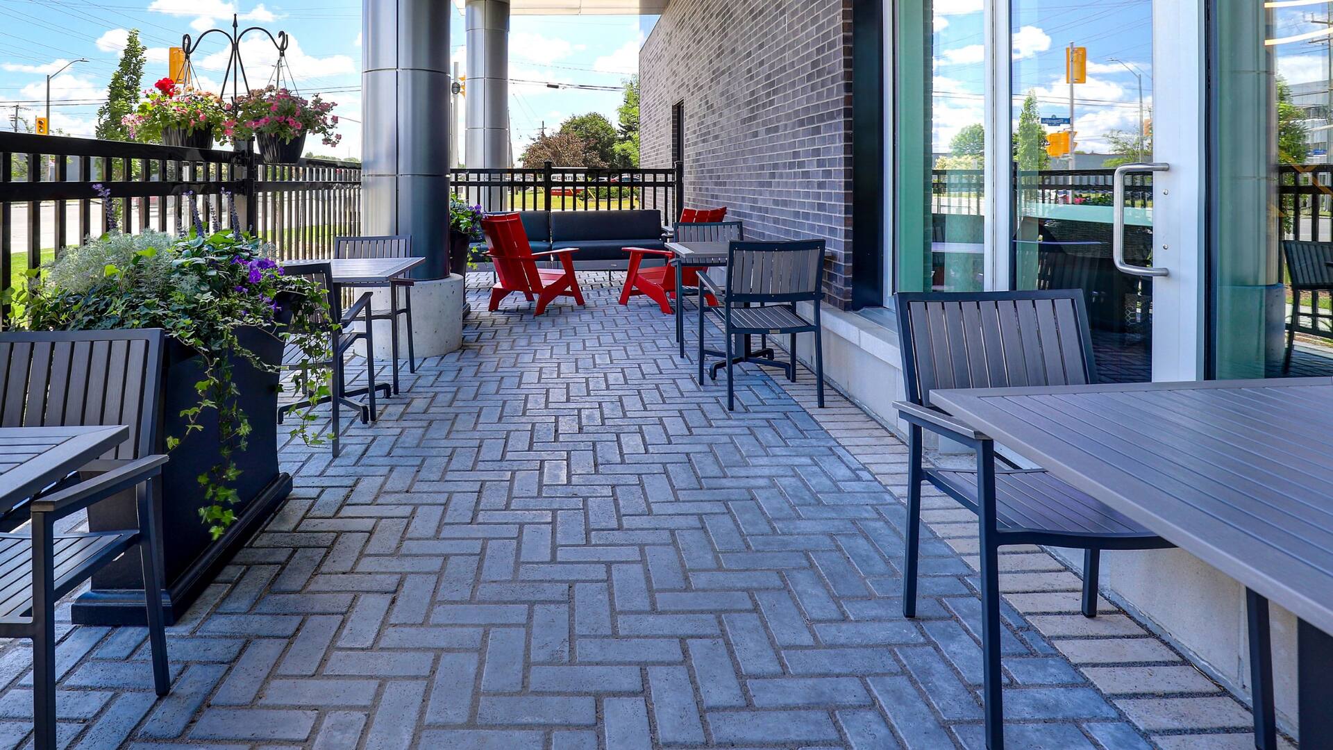 Hyatt Place Ottawa - West Patio Daytime