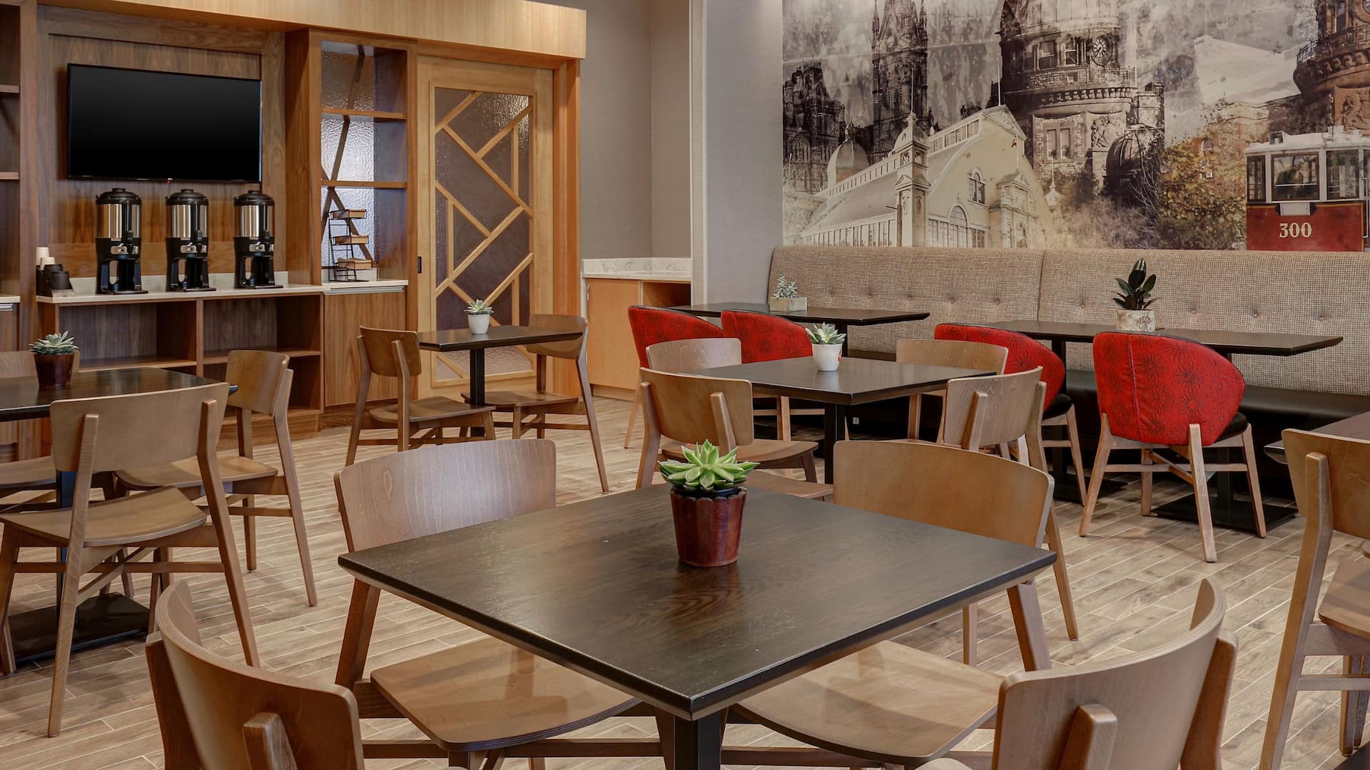 Hyatt Place Ottawa - West Restaurant