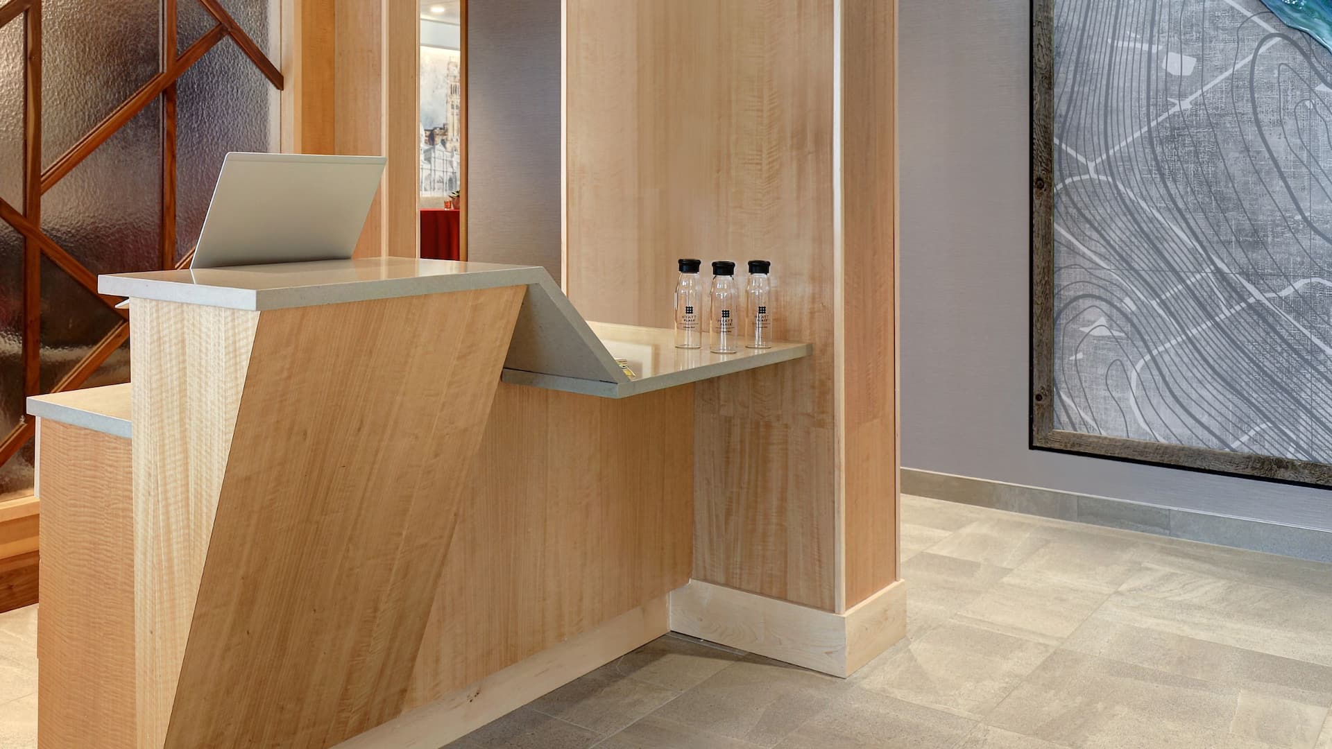 Hyatt Place Ottawa - West Front Desk
