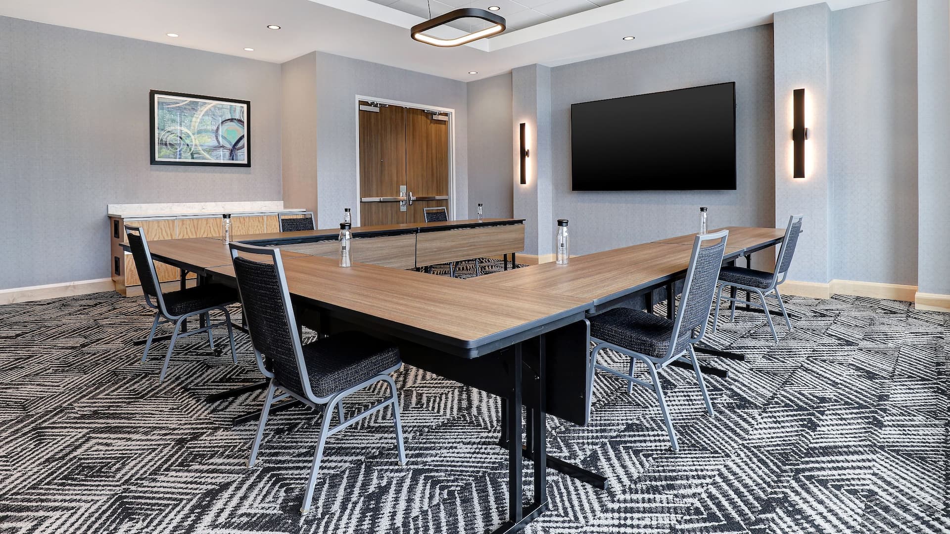 Hyatt Place Ottawa - West River Room U Shaped Social Distance