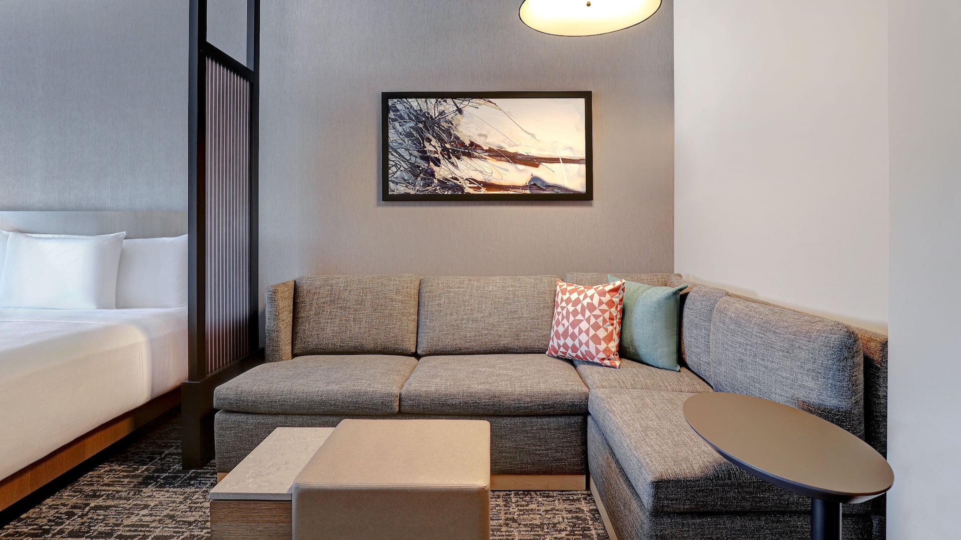 Hyatt Place Ottawa - West Standard Queen Sofa Bed