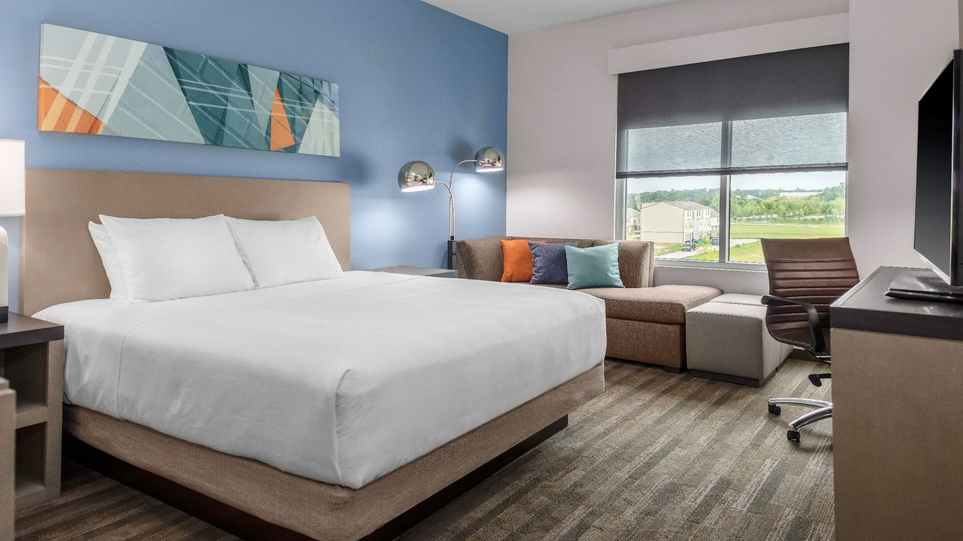 Hyatt House The Woodlands / Shenandoah King Bed