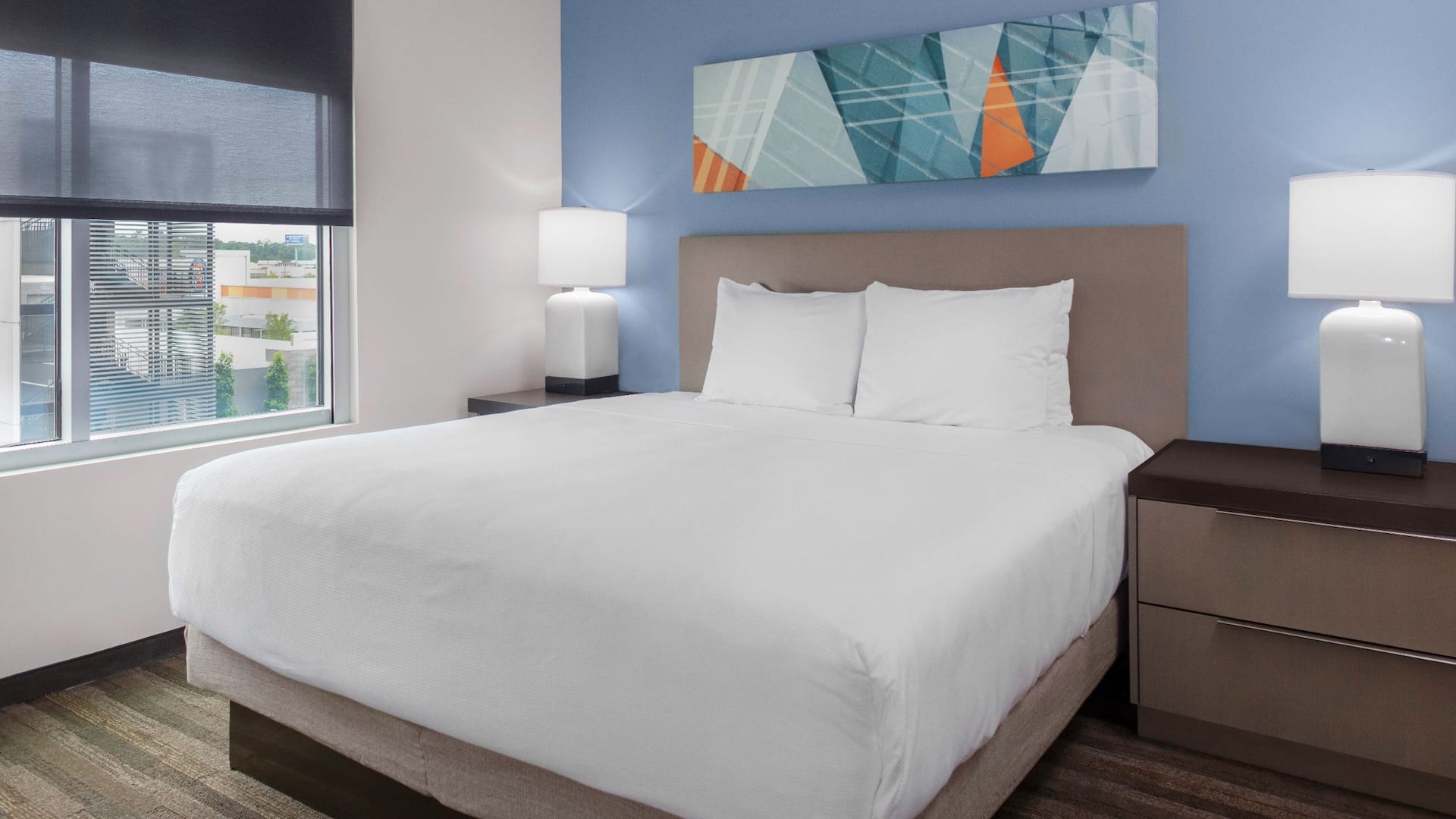 Hyatt House The Woodlands / Shenandoah Suite King Bed