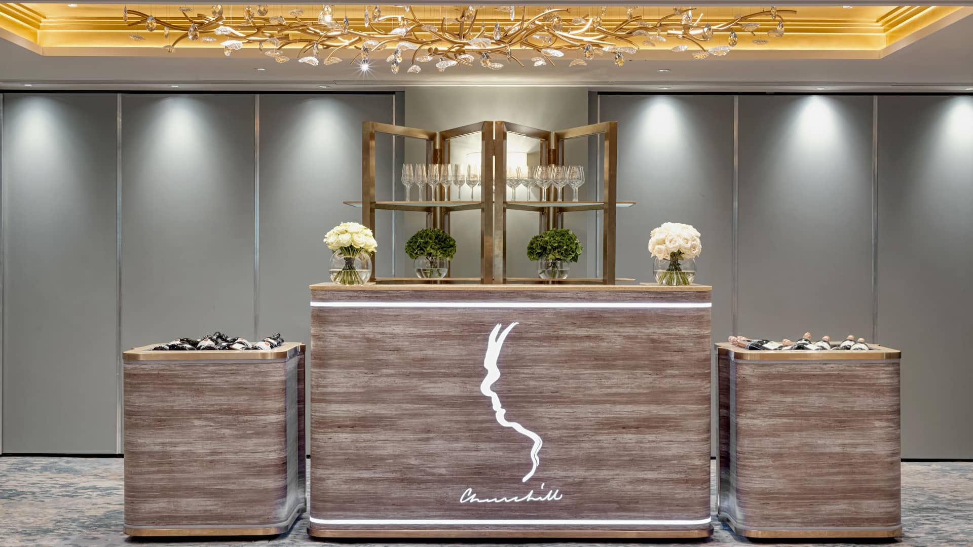 2 of 4 Hyatt Regency London - The Churchill Gallery Bar Display