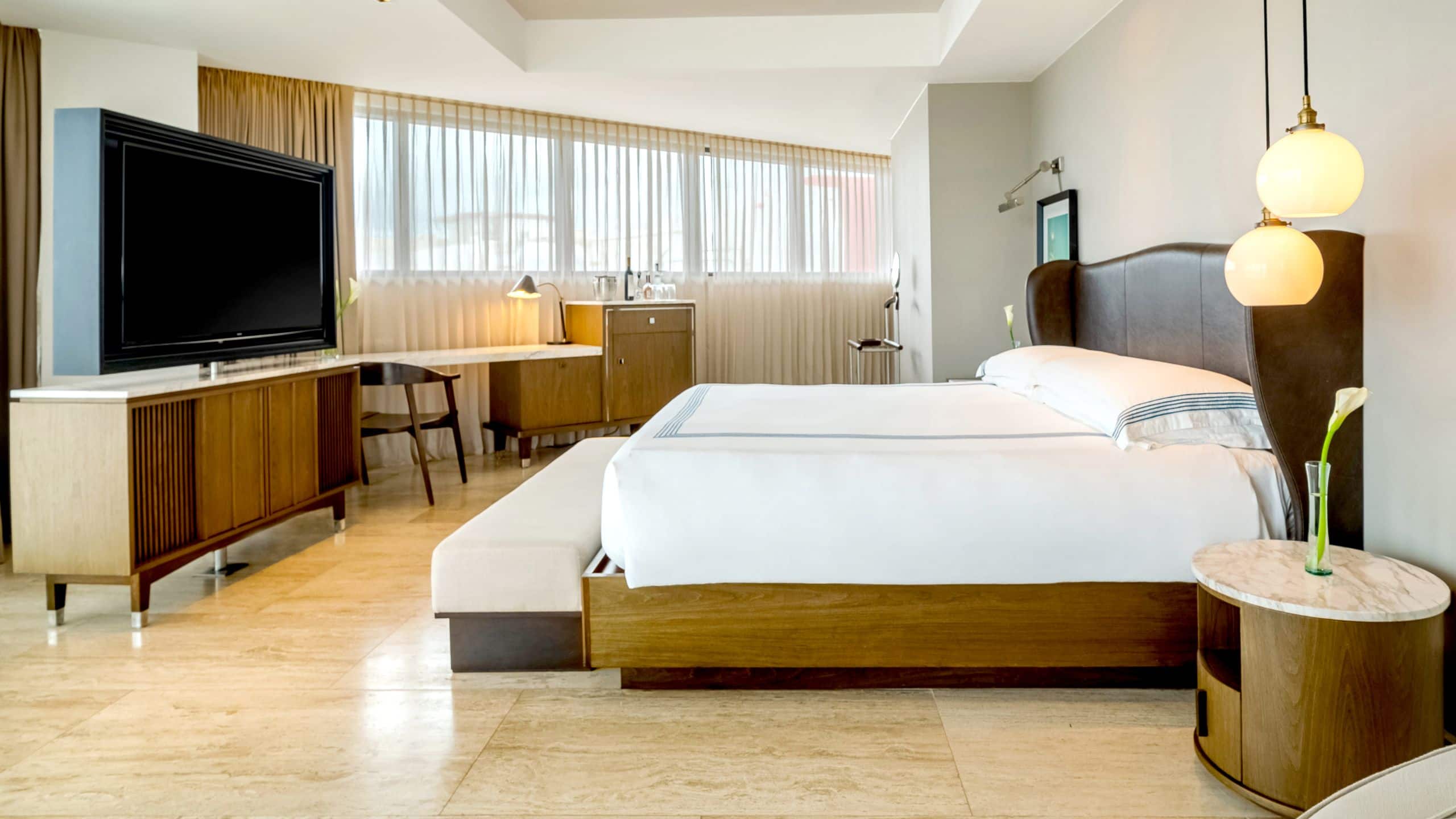 Thompson Playa del Carmen Main House Junior Suite Balcony