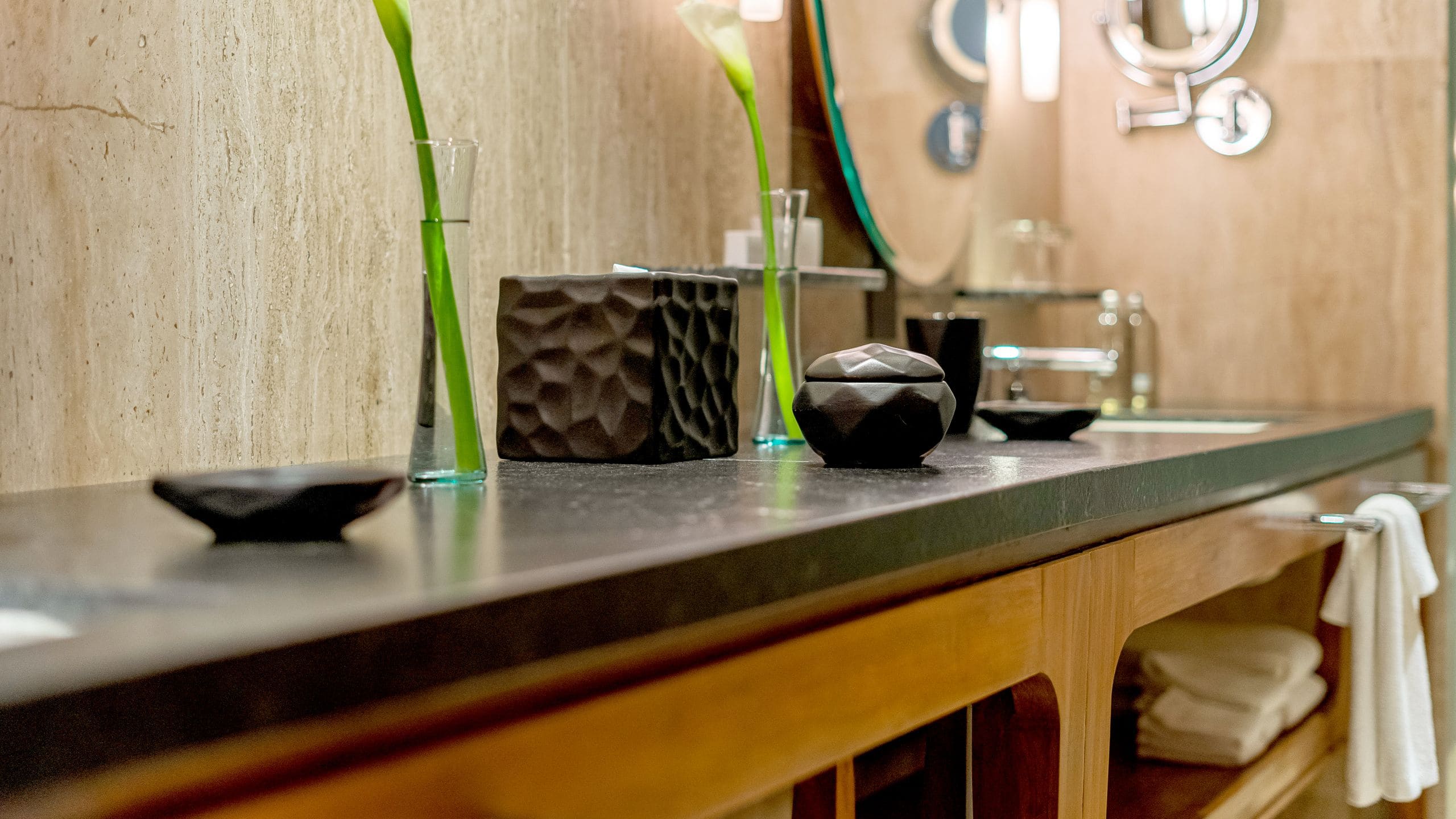 Thompson Playa del Carmen Main House Suite Detail