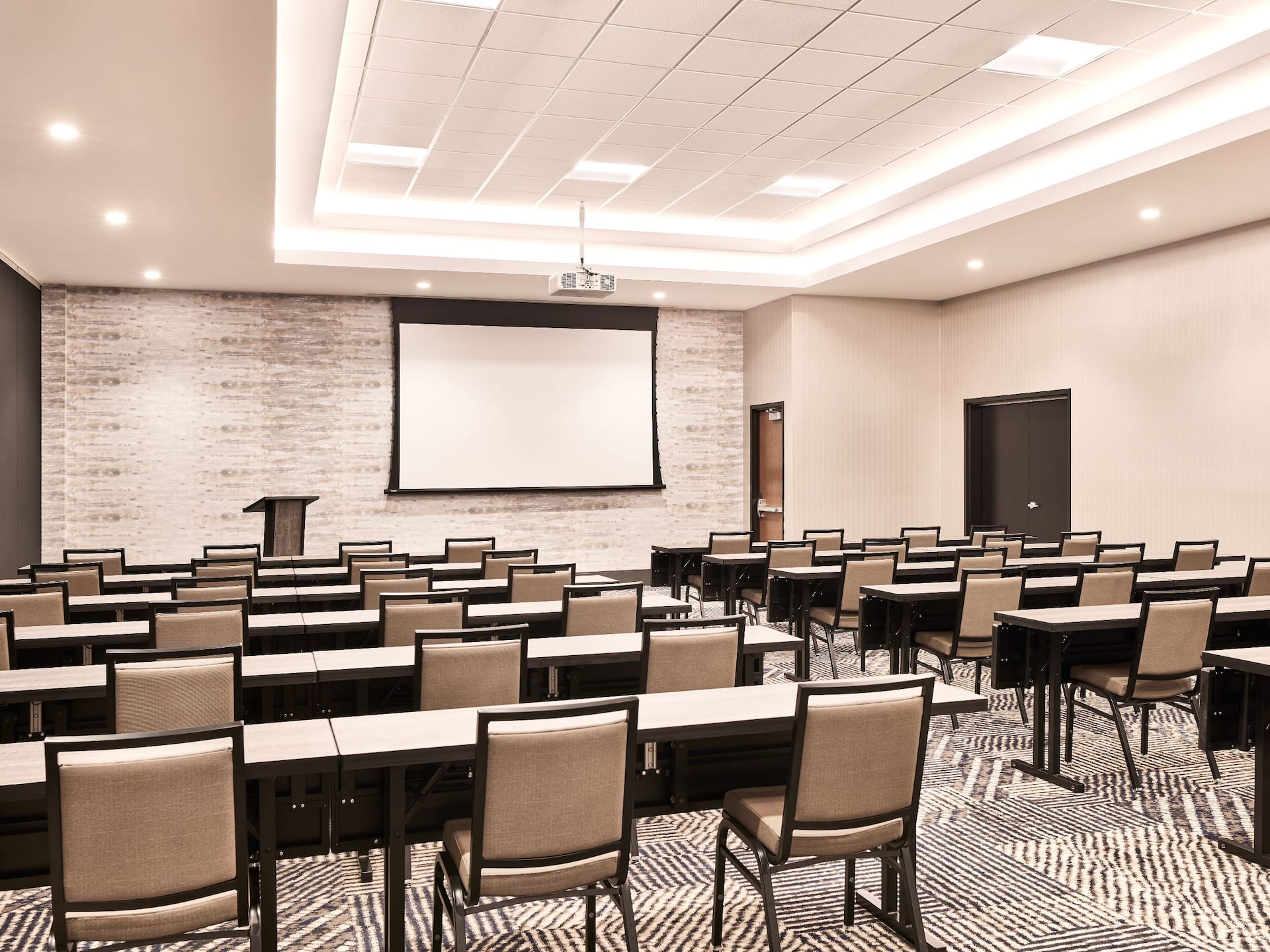 Hyatt Place Phoenix / Downtown Ballroom Classroom