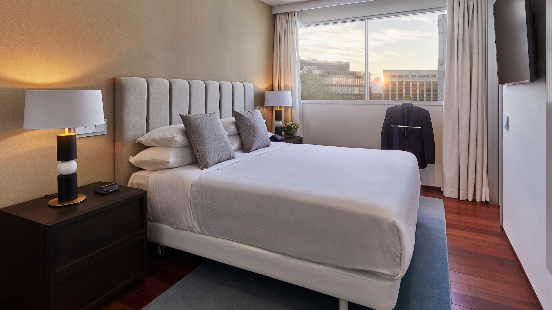 1/5 Hyatt Regency Madrid Residences One Bedroom Residence Bedroom