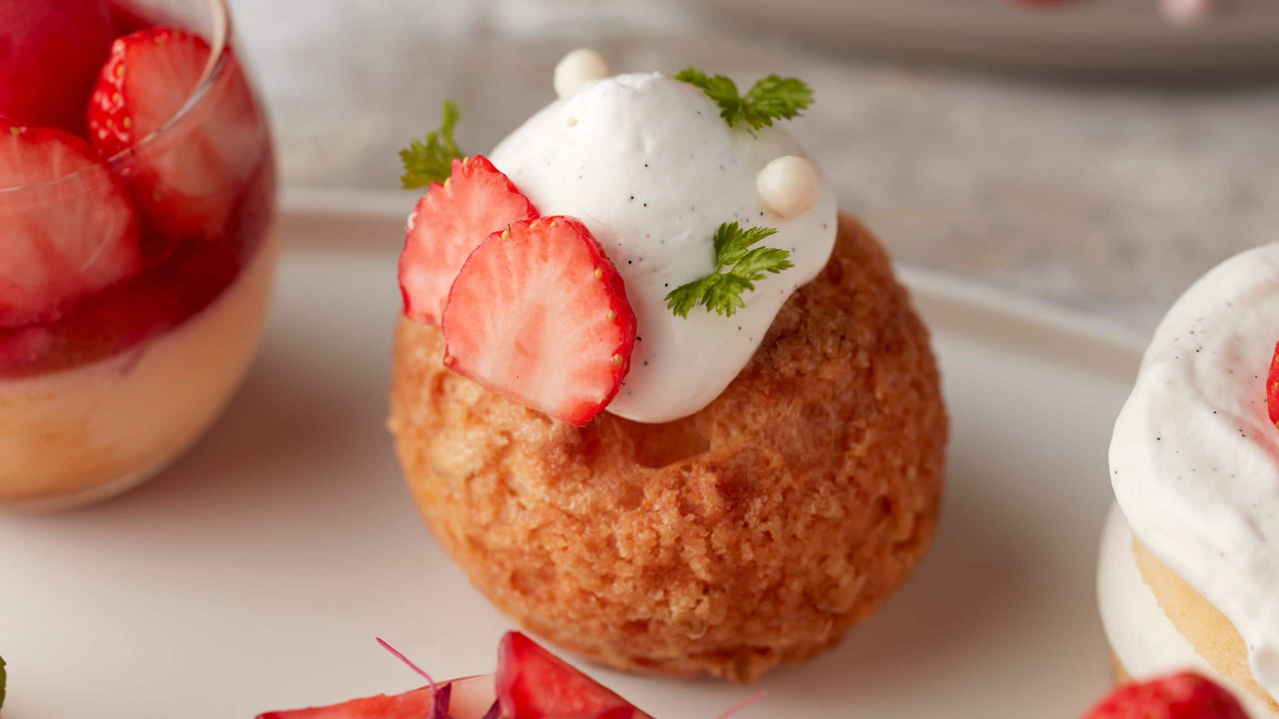 Hyatt Centric Ginza Tokyo NAMIKKI667 Strawberry Cream Puff