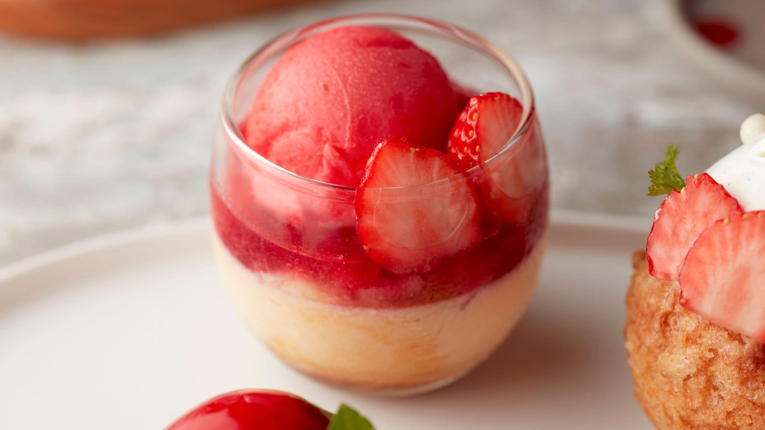 Hyatt Centric Ginza Tokyo NAMIKKI667 Strawberry Pudding